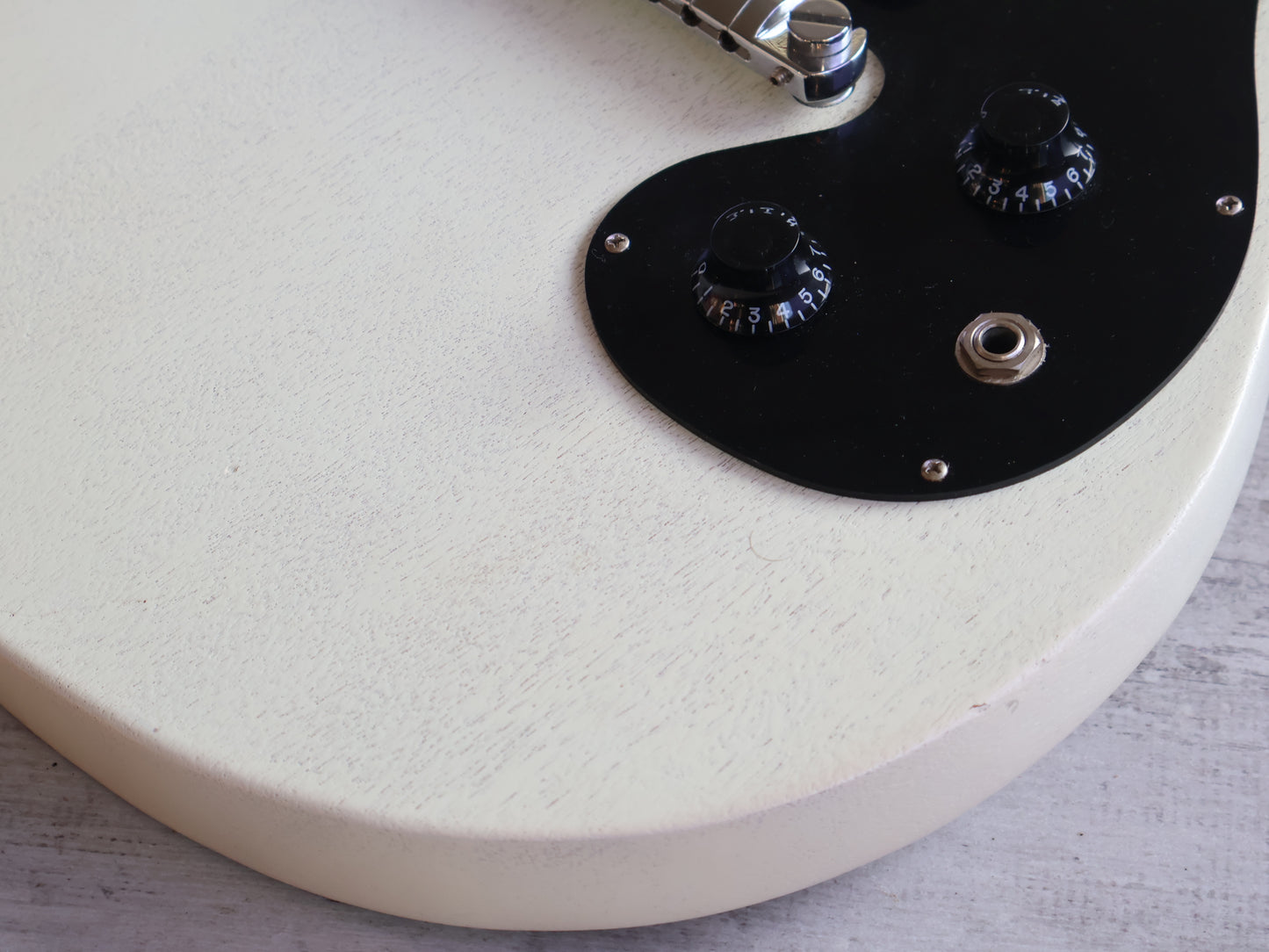 2009 Gibson USA Melody Maker Les Paul (Aged White)