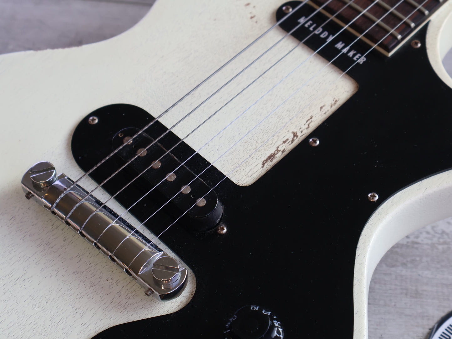 2009 Gibson USA Melody Maker Les Paul (Aged White)