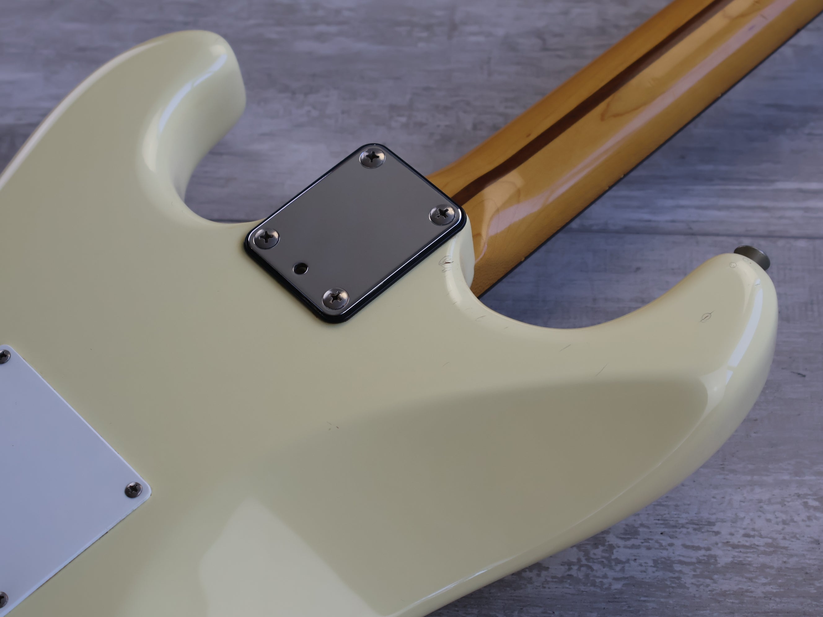 1986 Fender Japan ST314-55 Boxer Series Medium Scale Stratocaster