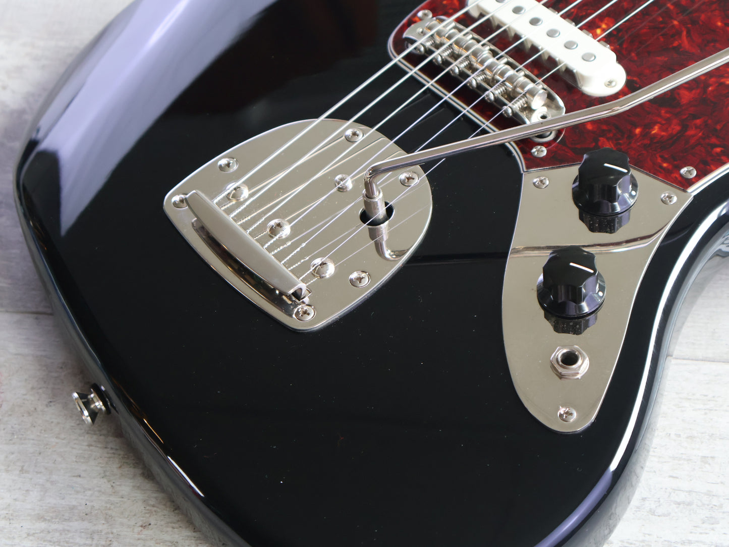 2023 Fender Squier Classic Vibe 70's Jaguar (Black)