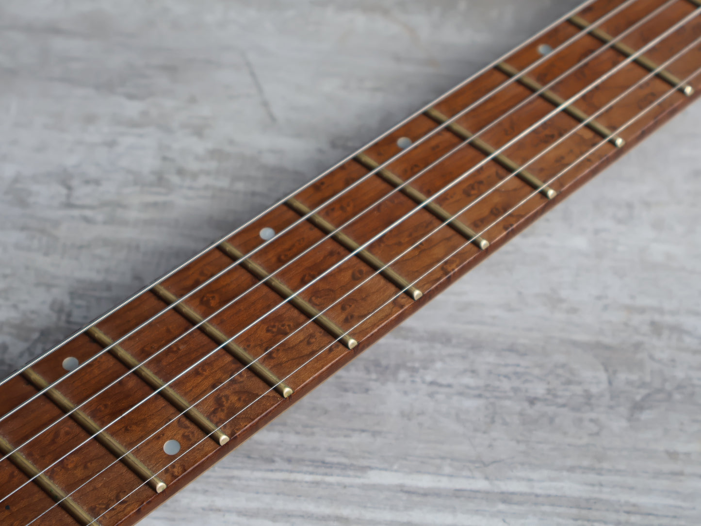 2022 Ibanez QX52 BKF Premium Headless (Black)