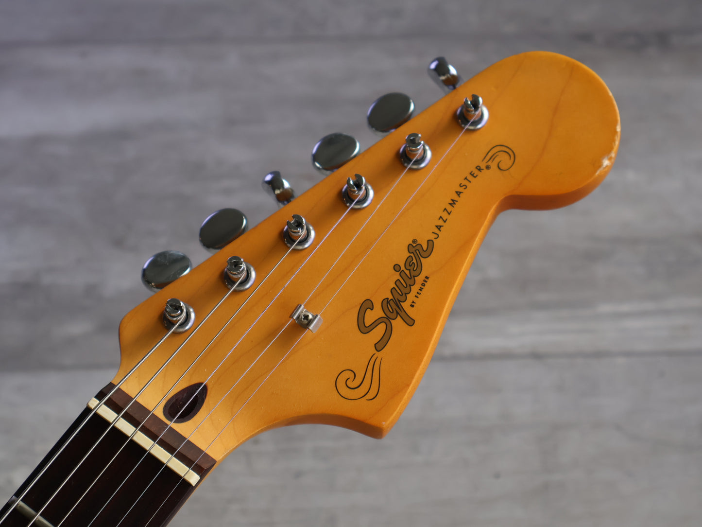 2021 Squier "J Mascis" Jazzmaster (Vintage White/Gold)