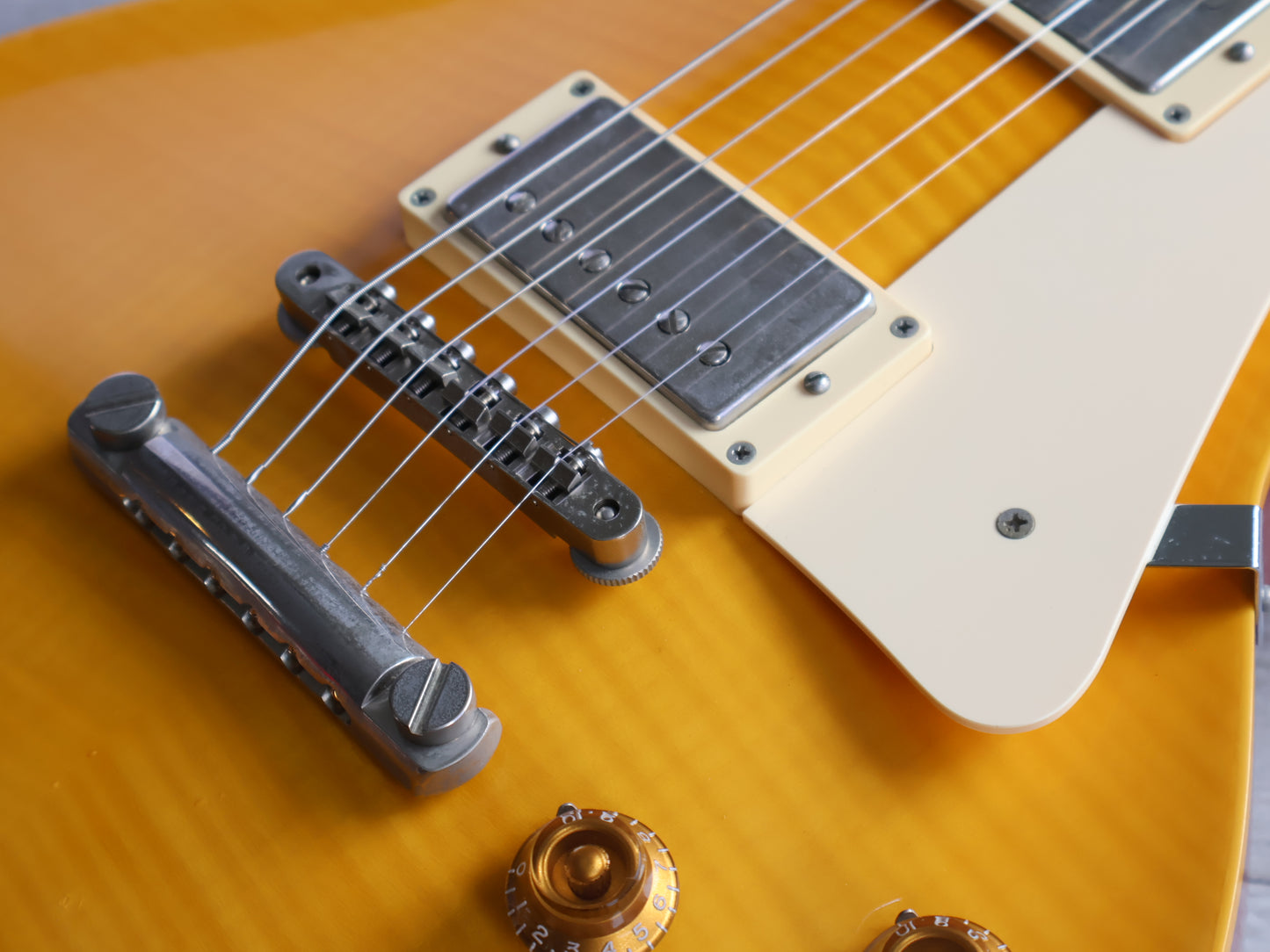 2011 Edwards E-LP-108LTS Les Paul Standard (Lemon Drop)