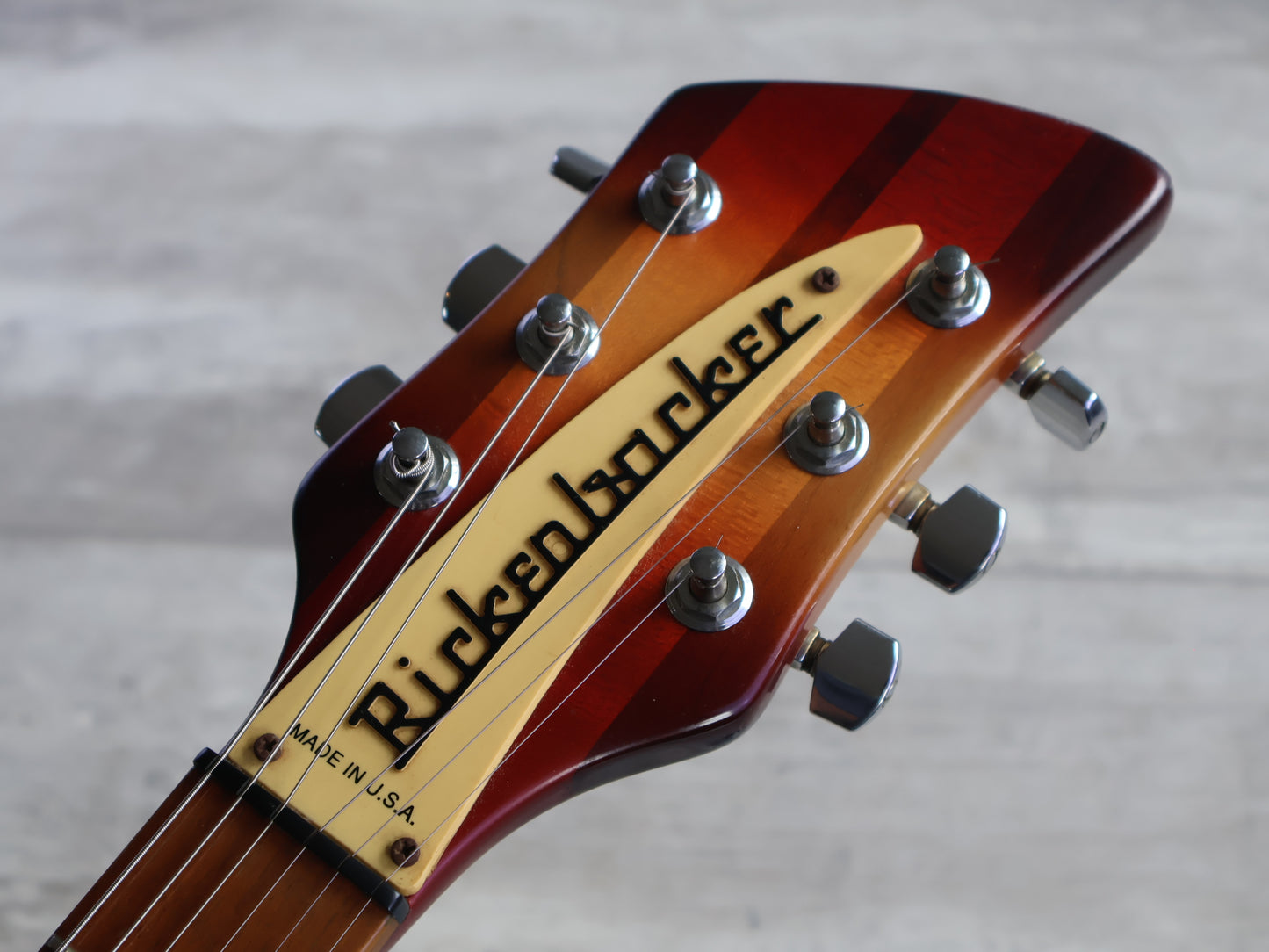 1993 Rickenbacker USA 330 Semi Hollow Thinline (Fireglo)