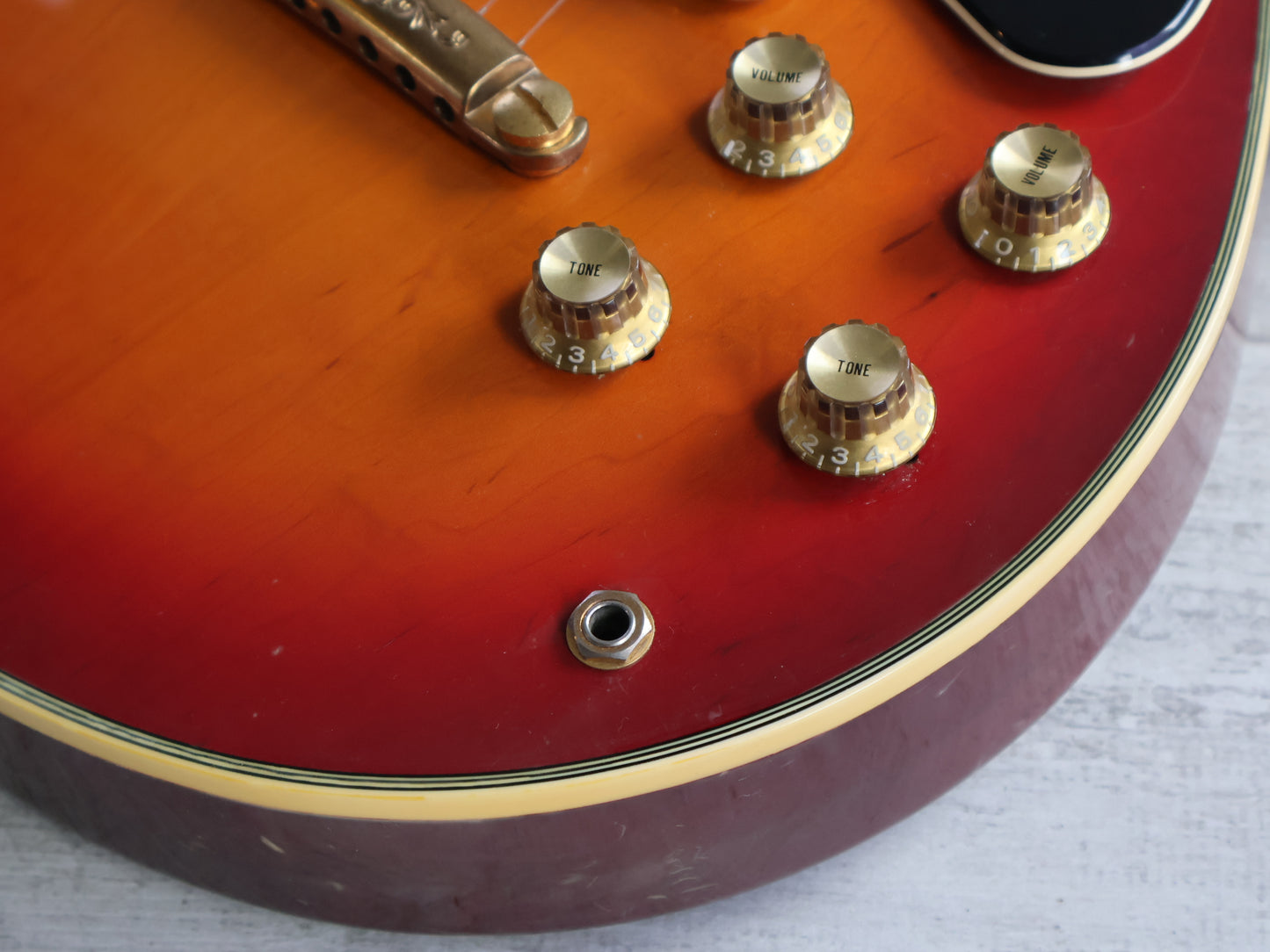 1981 Yamaha Japan SG-1000 Double Cutaway (Cherry Sunburst)