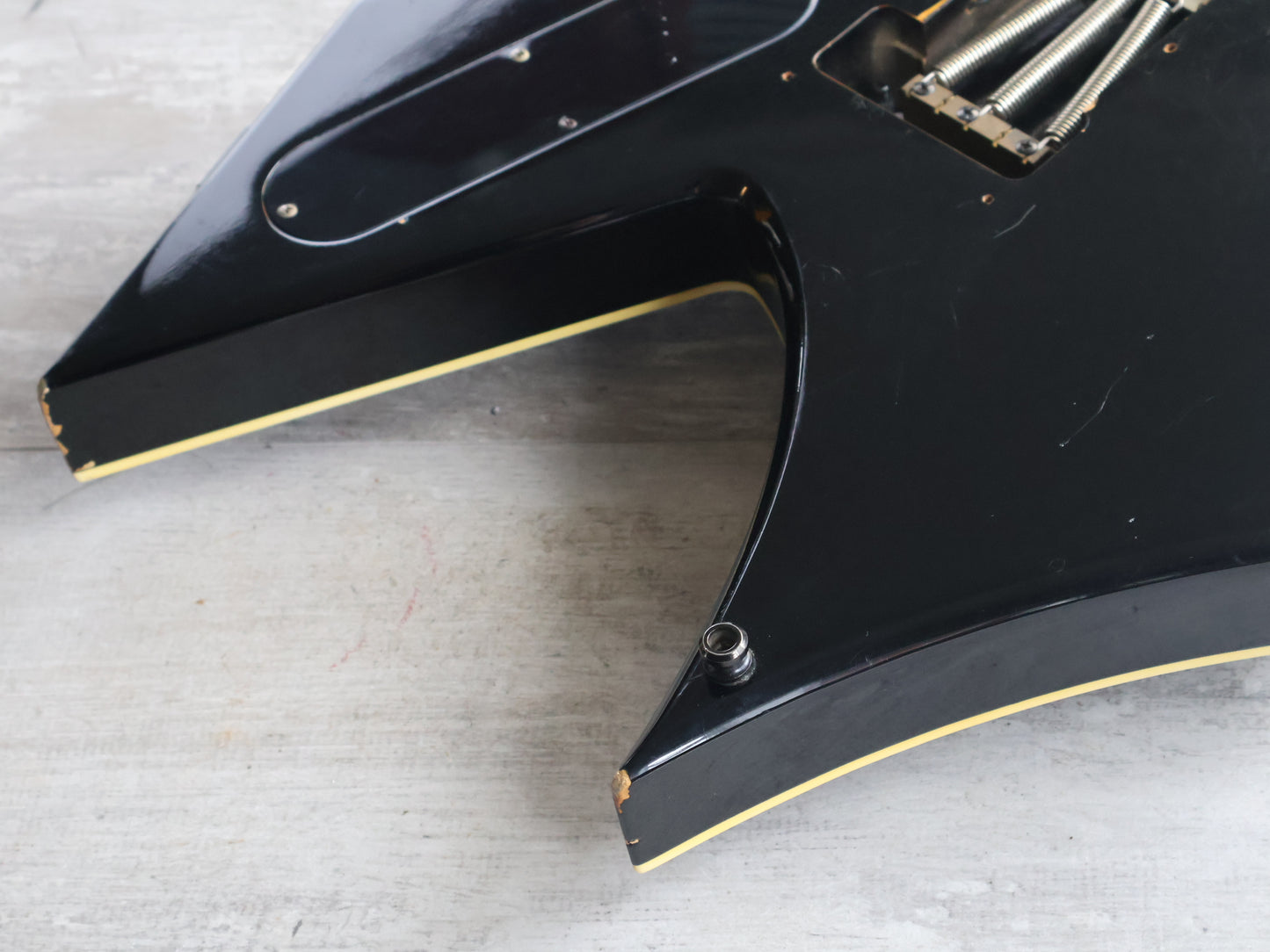 1986 BC Rich Japan WG-13BK Warlock (Black)