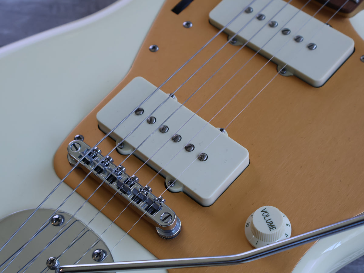 2016 Squier "J Mascis" Jazzmaster w/Rosewood Fingerboard (Vintage White/Gold)