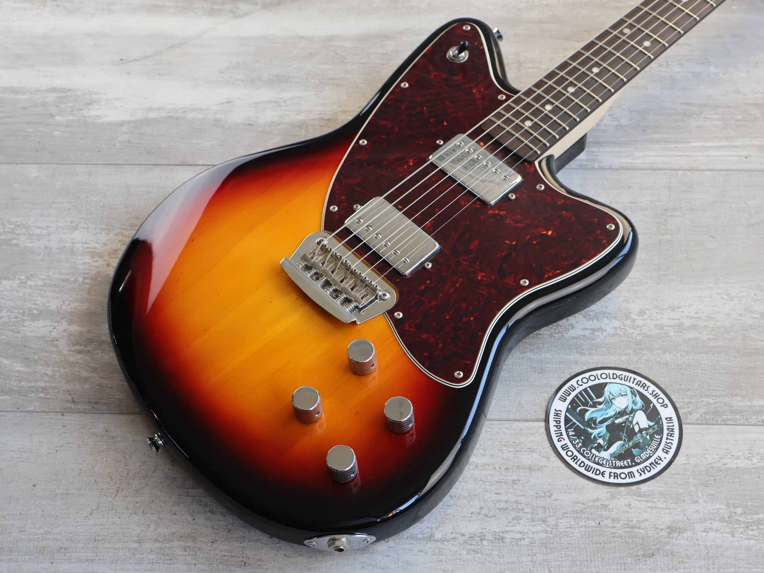 Squier Paranormal Series Toronado Offset (3-Tone Sunburst) – Cool
