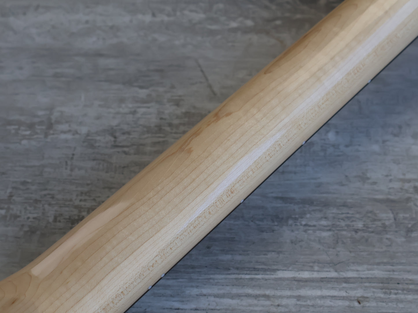 Squier Paranormal Series Toronado Offset (3-Tone Sunburst)