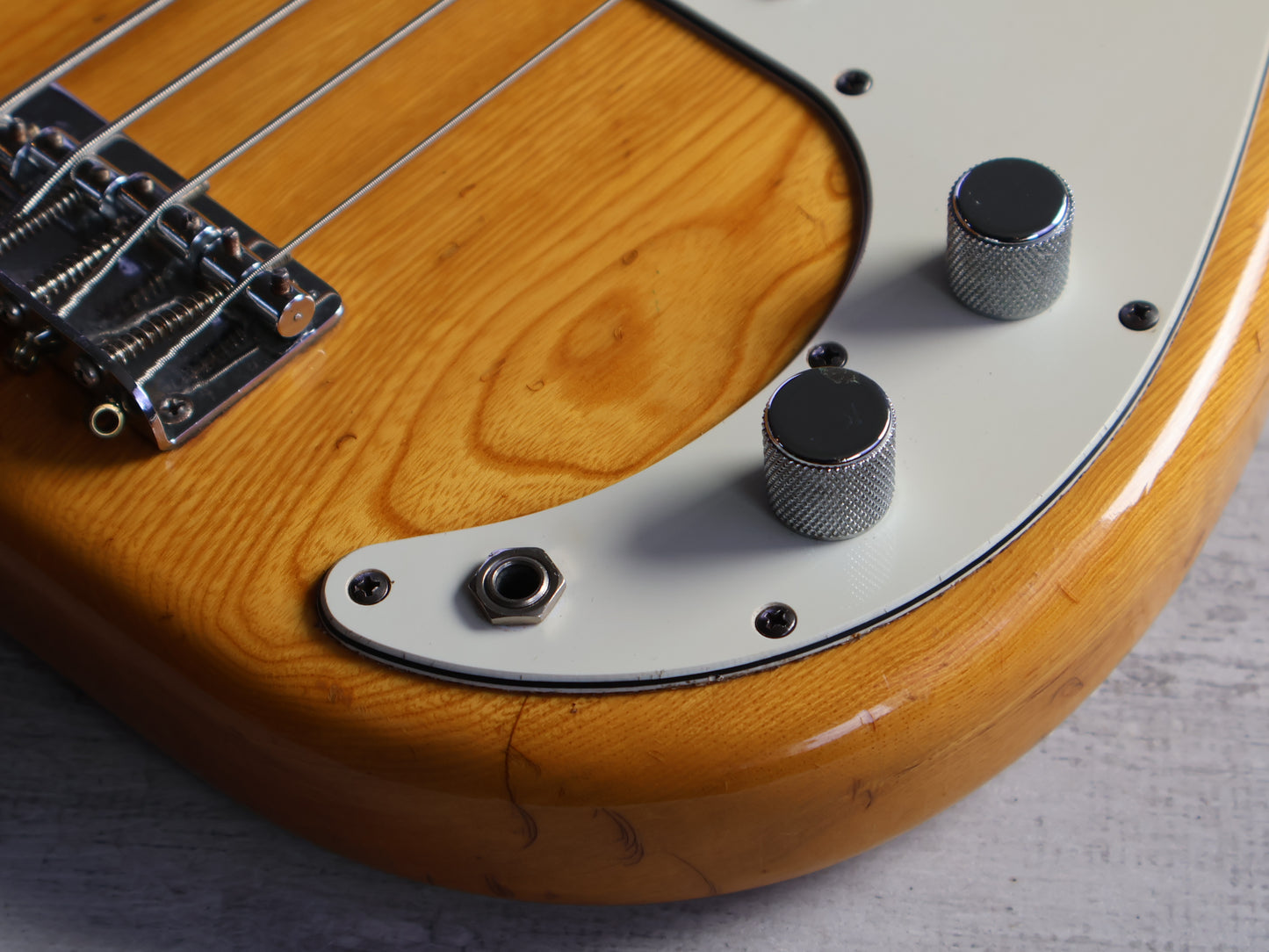 1977 Navigator (by ESP Japan) PB-70 Espionage Precision Bass (Natural)
