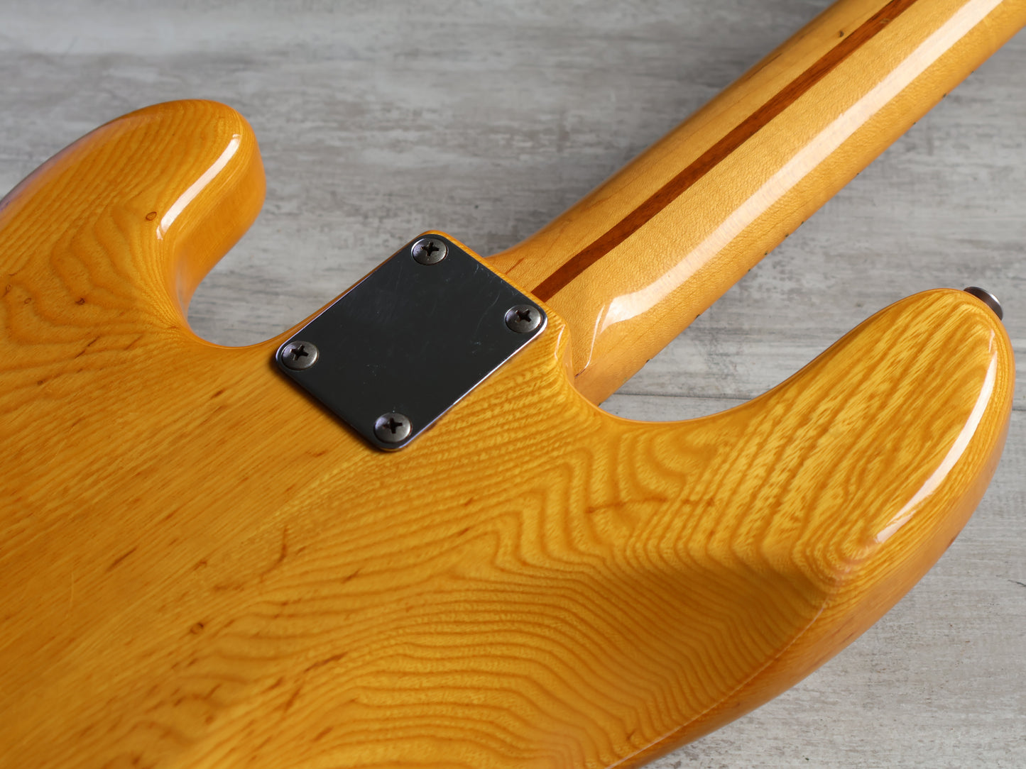 1977 Navigator (by ESP Japan) PB-70 Espionage Precision Bass (Natural)