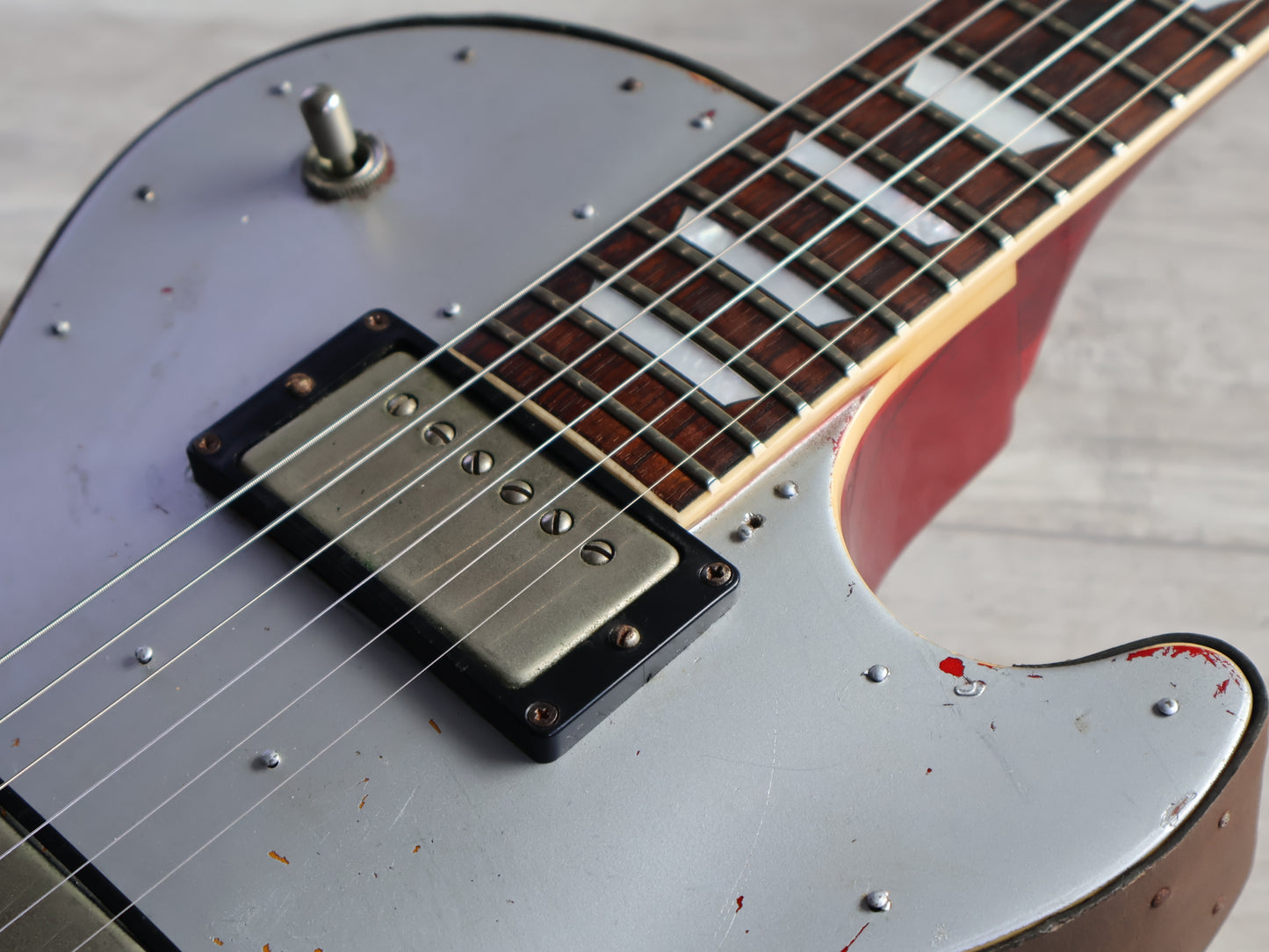 1983 Burny RLG-50 Super Grade Les Paul Standard (Steampunk Silver)