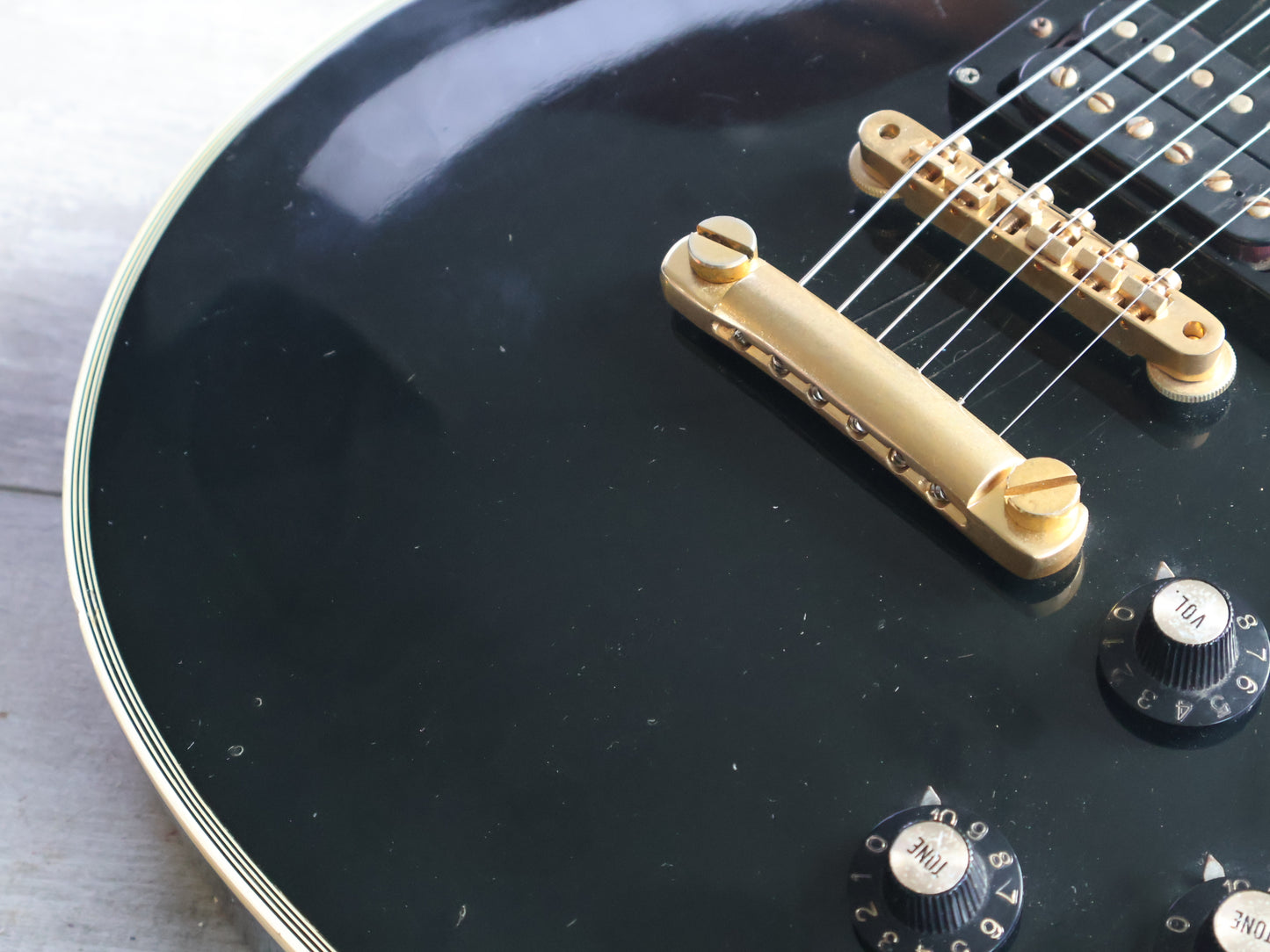 1976 Aria Pro II Japan LC-500 Les Paul Custom (Ebony)
