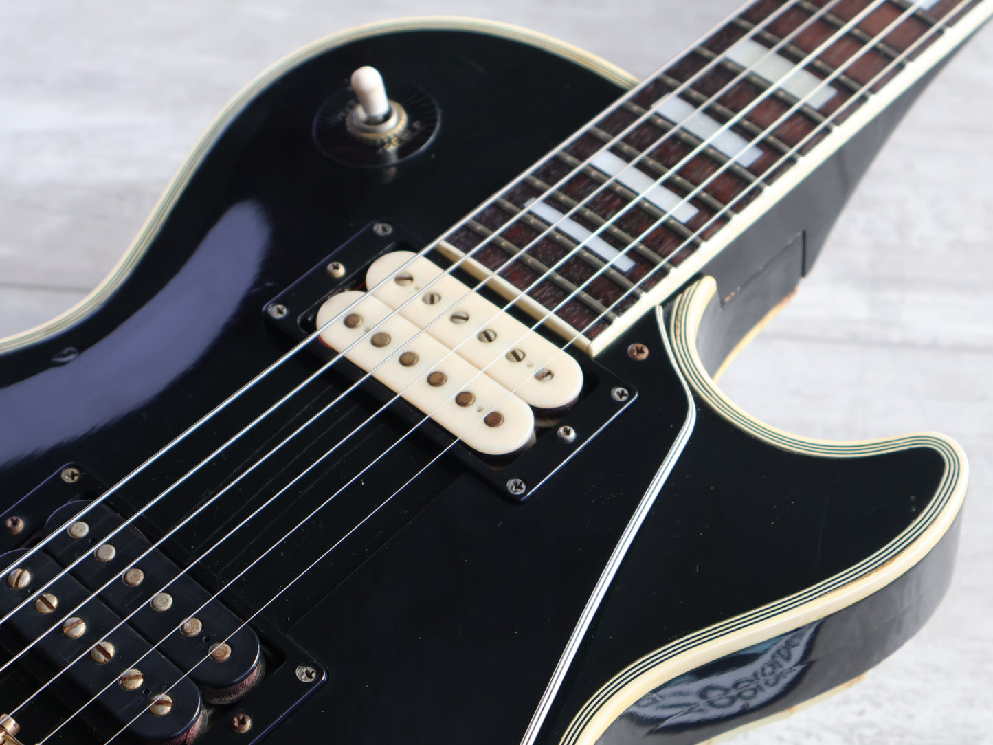 1976 Aria Pro II Japan LC-500 Les Paul Custom (Ebony)
