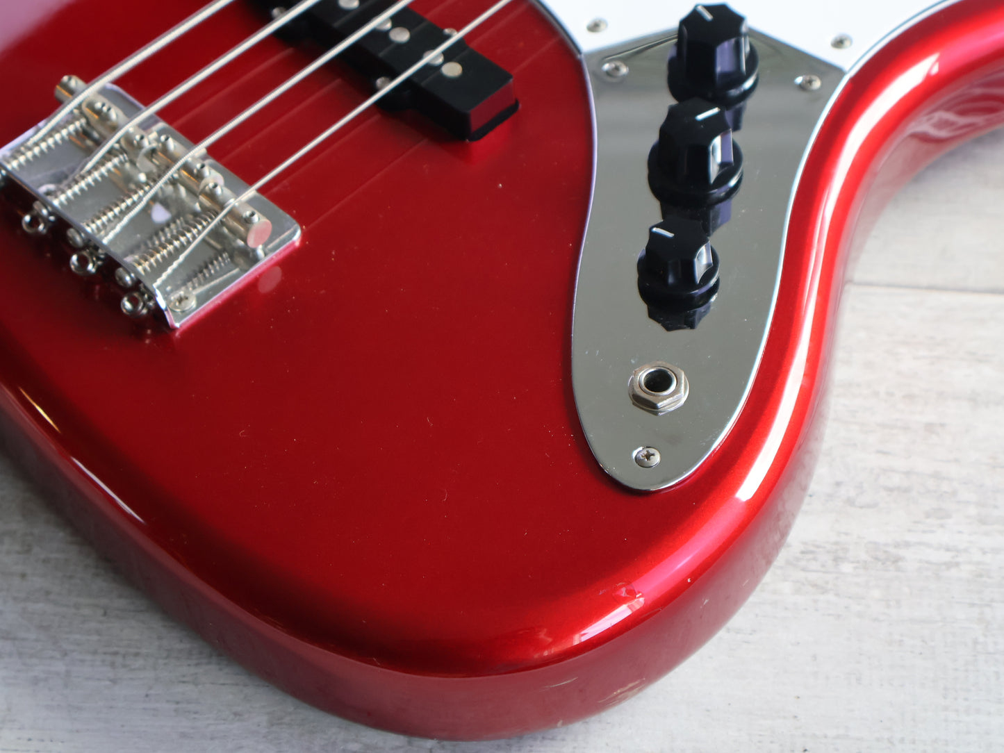 2002 Fender Japan Jazz Bass Standard (Candy Apple Red)