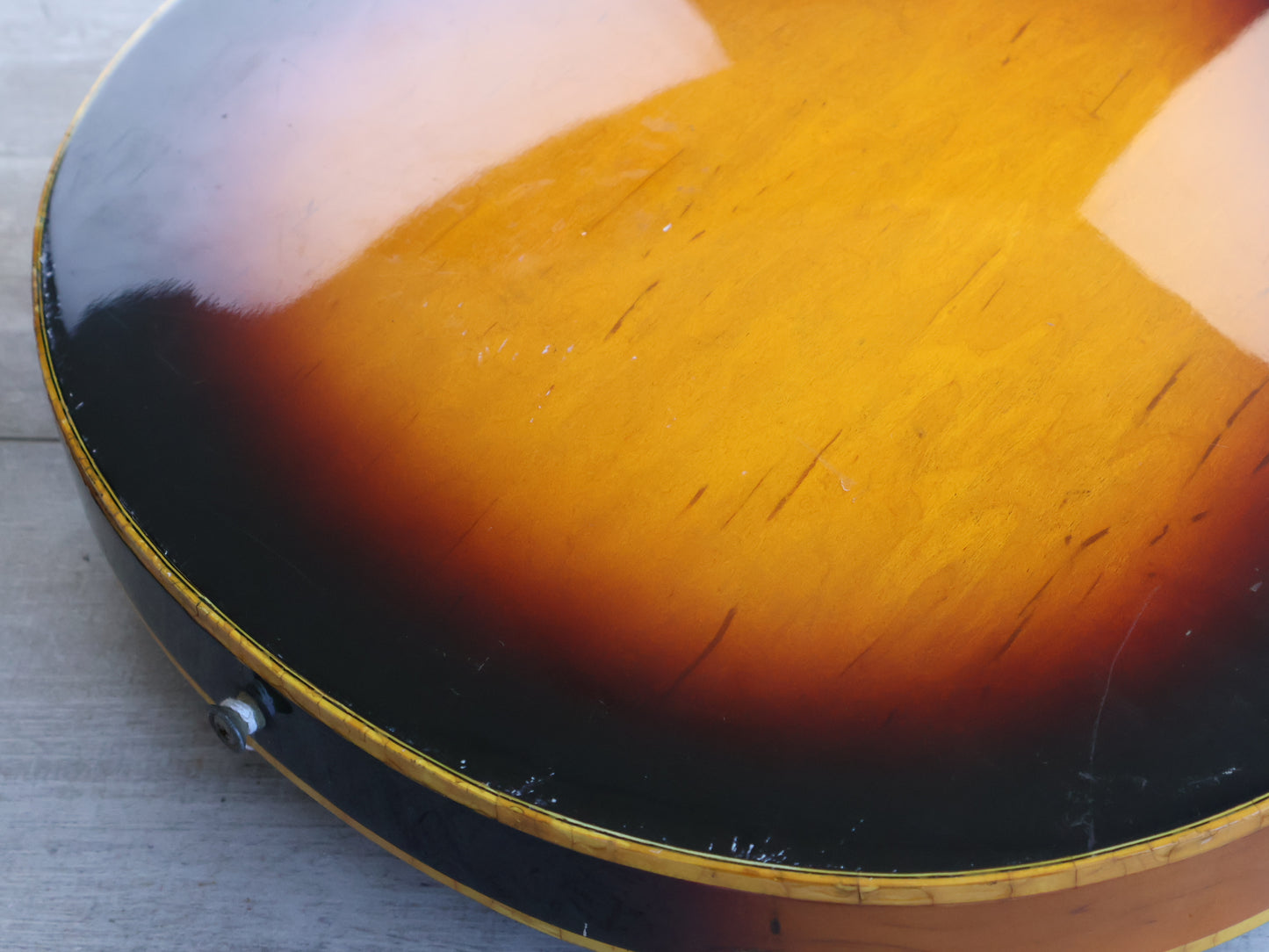 1982 Greco Japan SV-600 Super View Semi-Hollowbody (Sunburst)