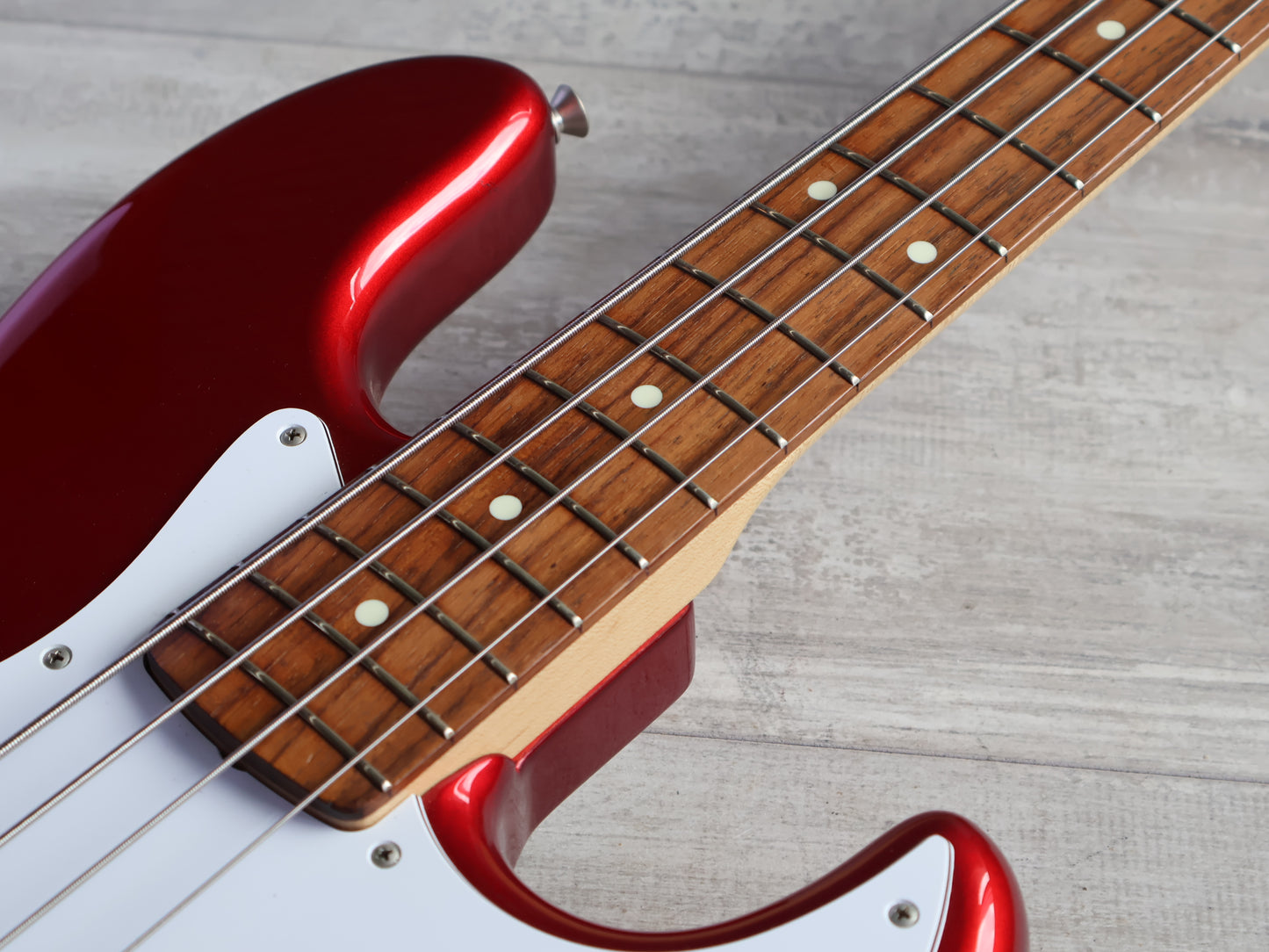 2002 Fender Japan Jazz Bass Standard (Candy Apple Red)