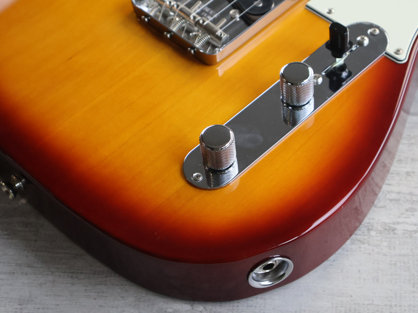 2022 Fender Japan "International Color" Limited Edition Telecaster (Sienna Sunburst)