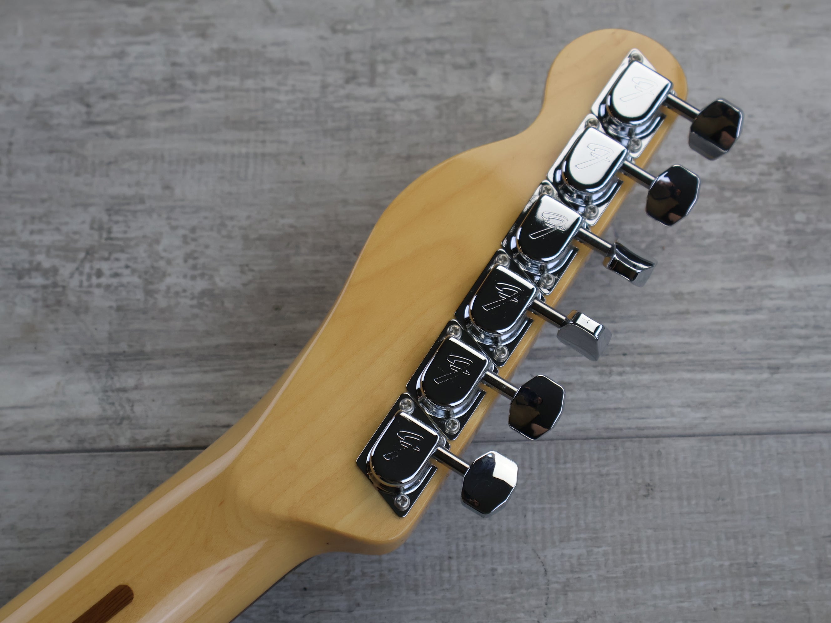 ギター Fender Japan International Telecaster TONE CHECK: Fender Made In Japan Limited International Color