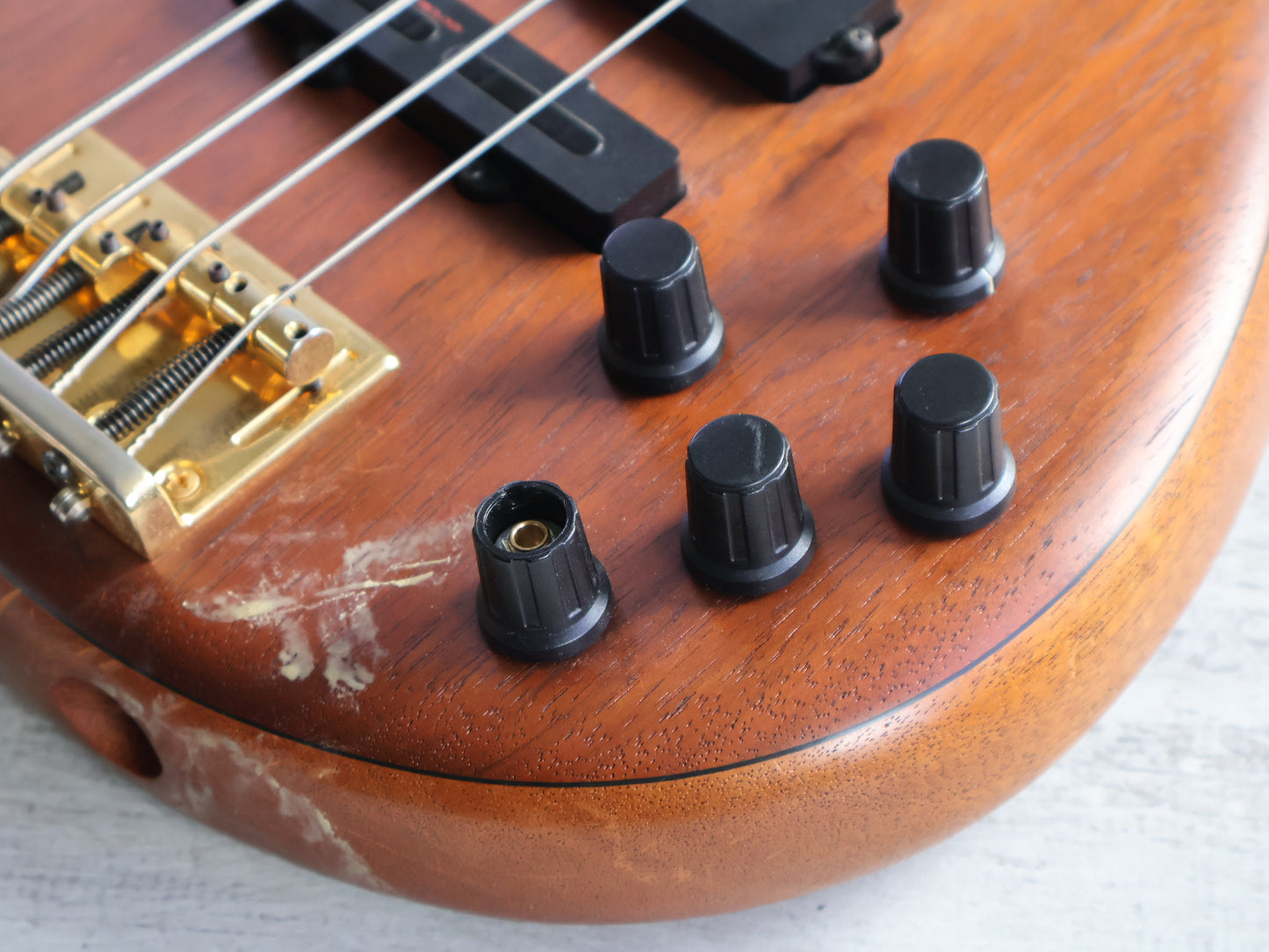 1980's TUNE "Bass Maniac" Japan TBC-4  25-Fret Bass Guitar (Natural Stain)