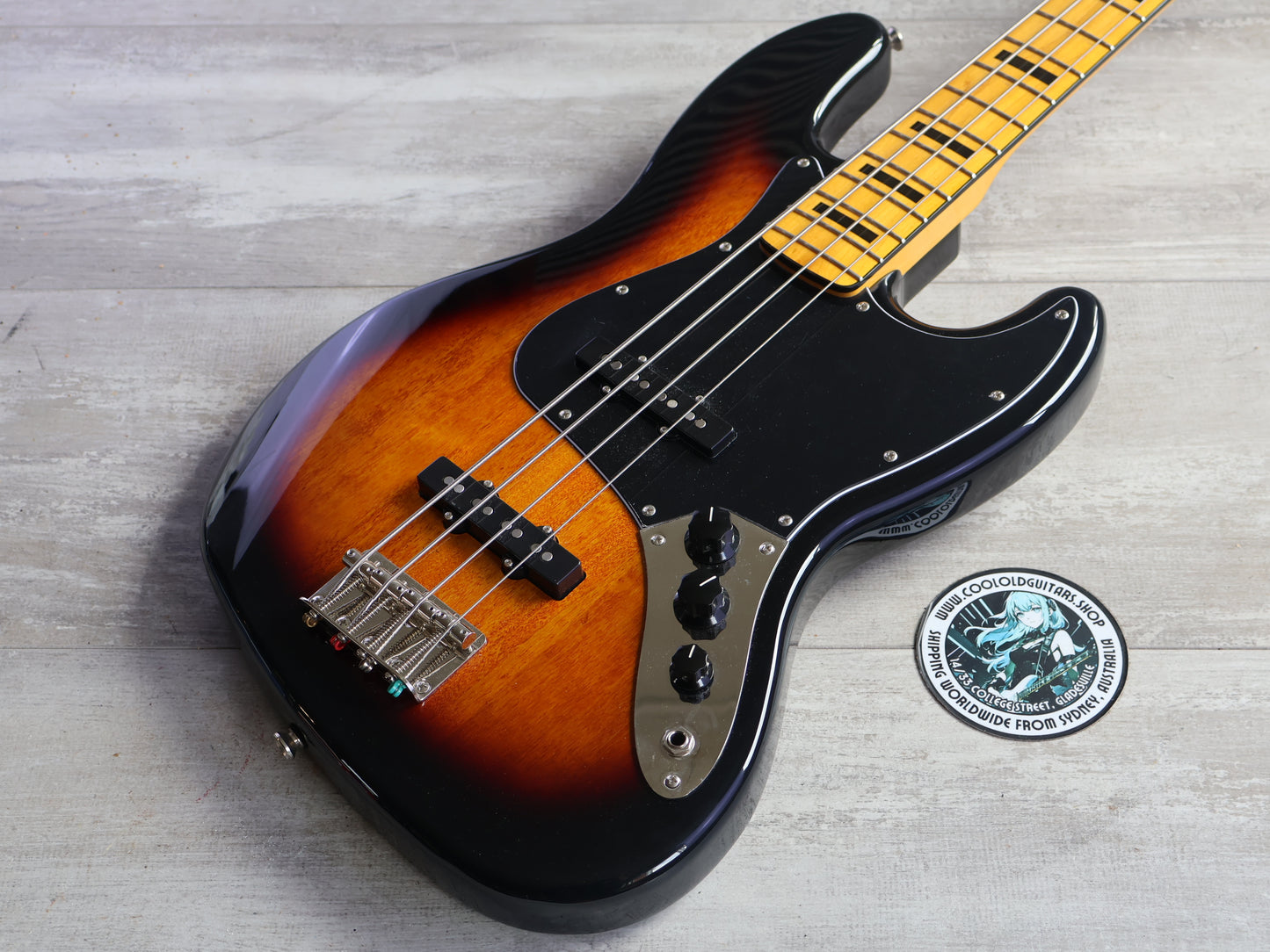 Squier Classic Vibe 70's Jazz Bass (Sunburst)