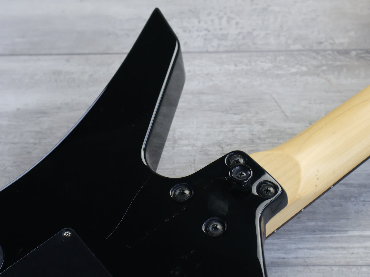 1991 Charvel Jackson CKL-068 Kelly Explorer (Black)