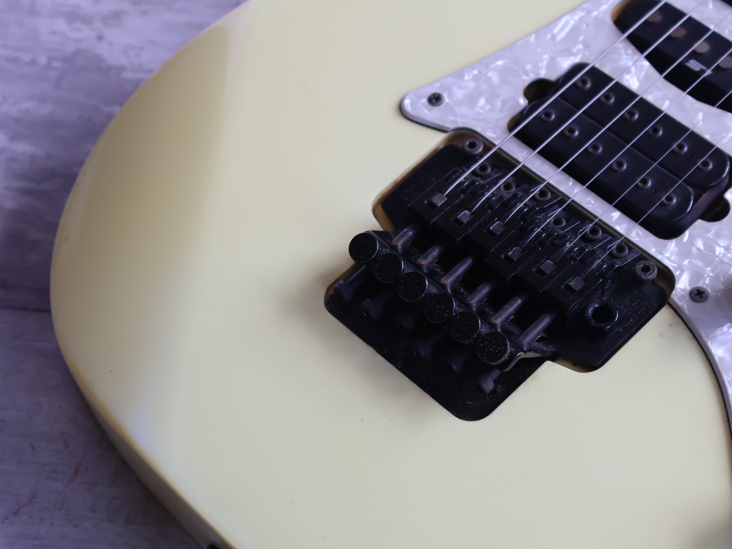 1997 Ibanez Japan RG390DX HSH Superstrat (Pearl White)