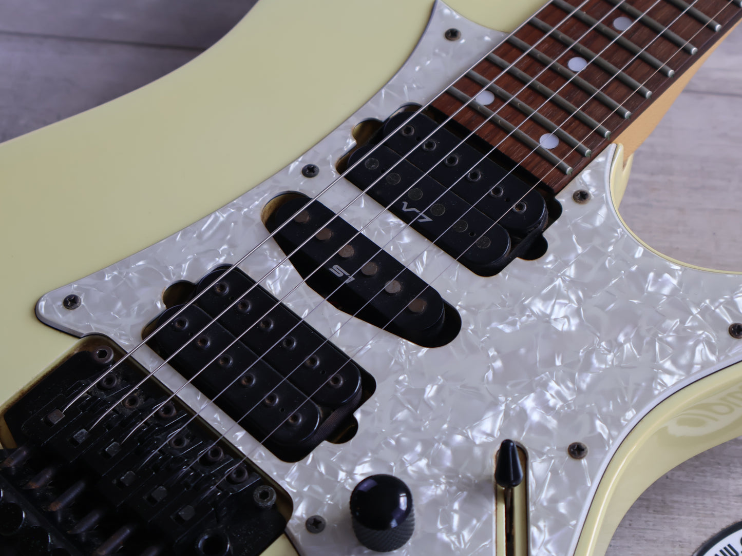 1997 Ibanez Japan RG390DX HSH Superstrat (Pearl White)