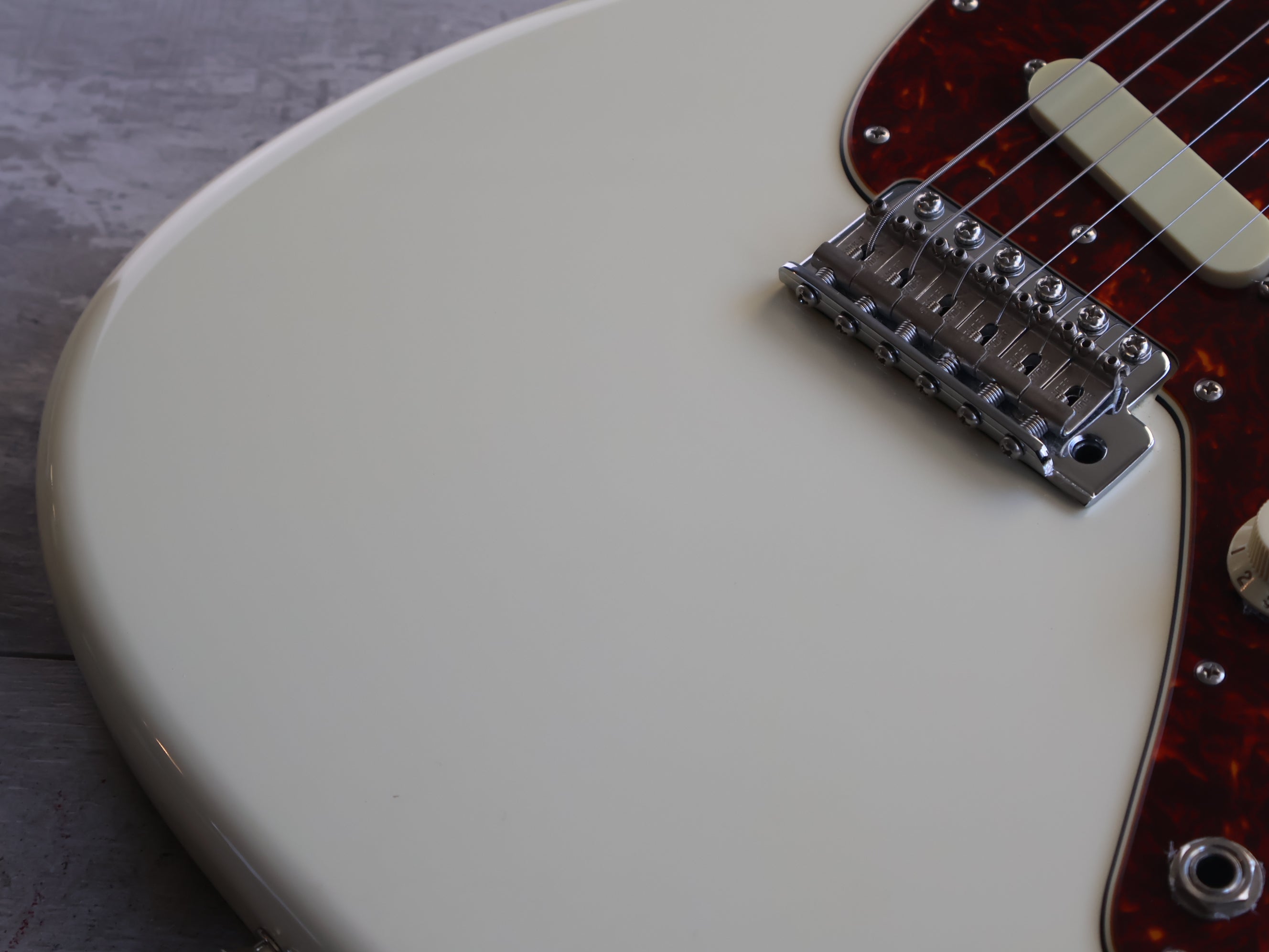 2020 Fender Japan Char Signature Model Mustang (Olympic White