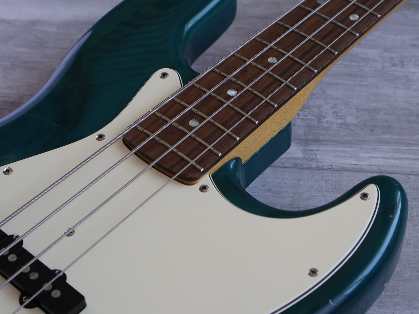 1993 Seymour Duncan Traditional Series '62 Reissue Jazz Bass (Transparent Turquoise)