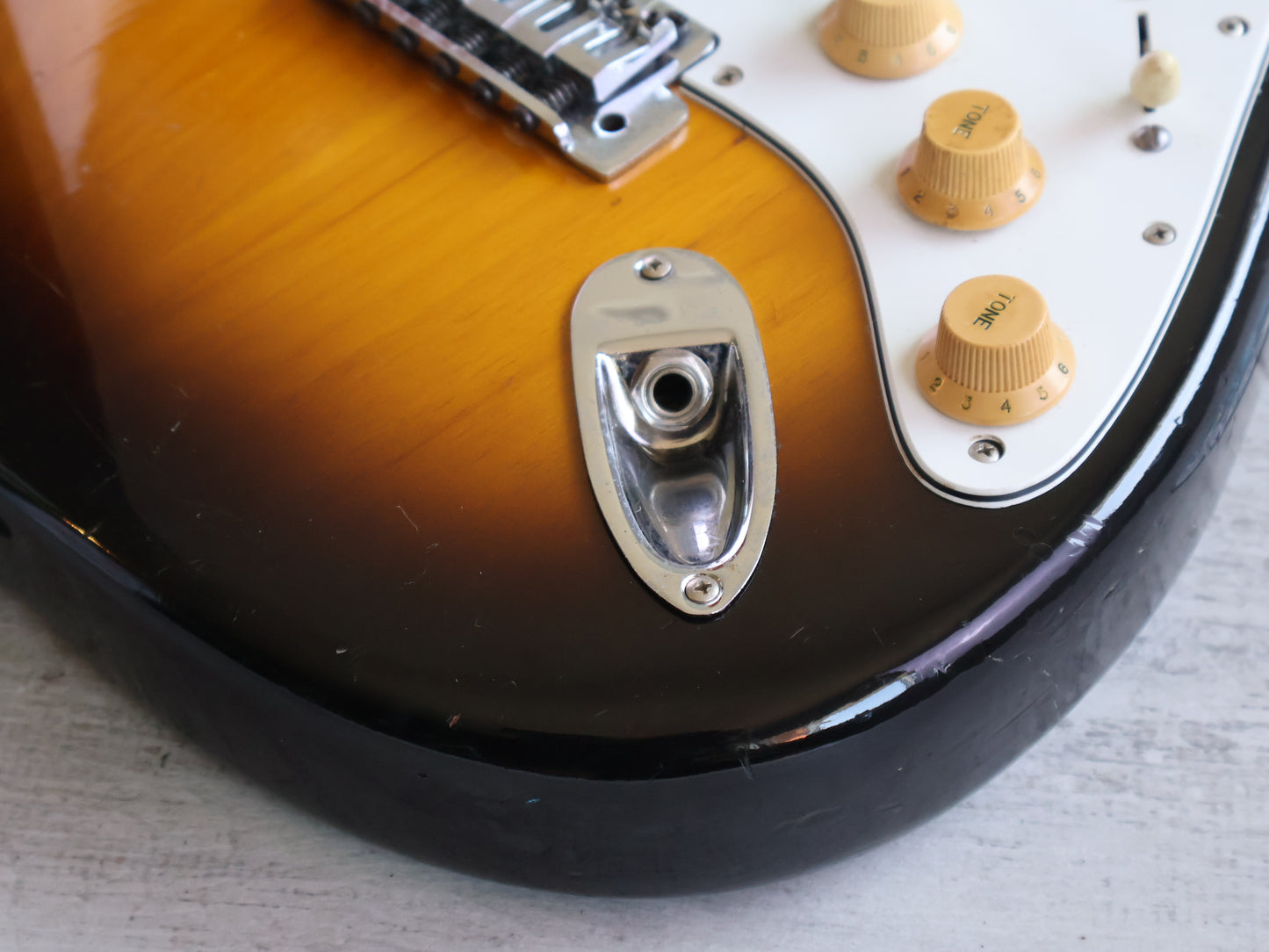 1983 Tokai ST-60 Goldstar Sound '54 Reissue Stratocaster (Brown Sunburst)