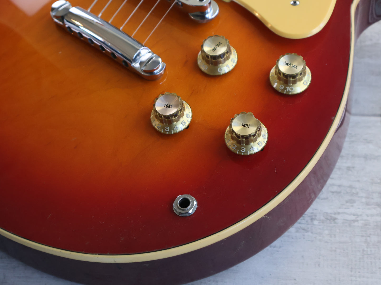 1982 Yamaha Japan SG-800S Double Cutaway (Cherry Sunburst)