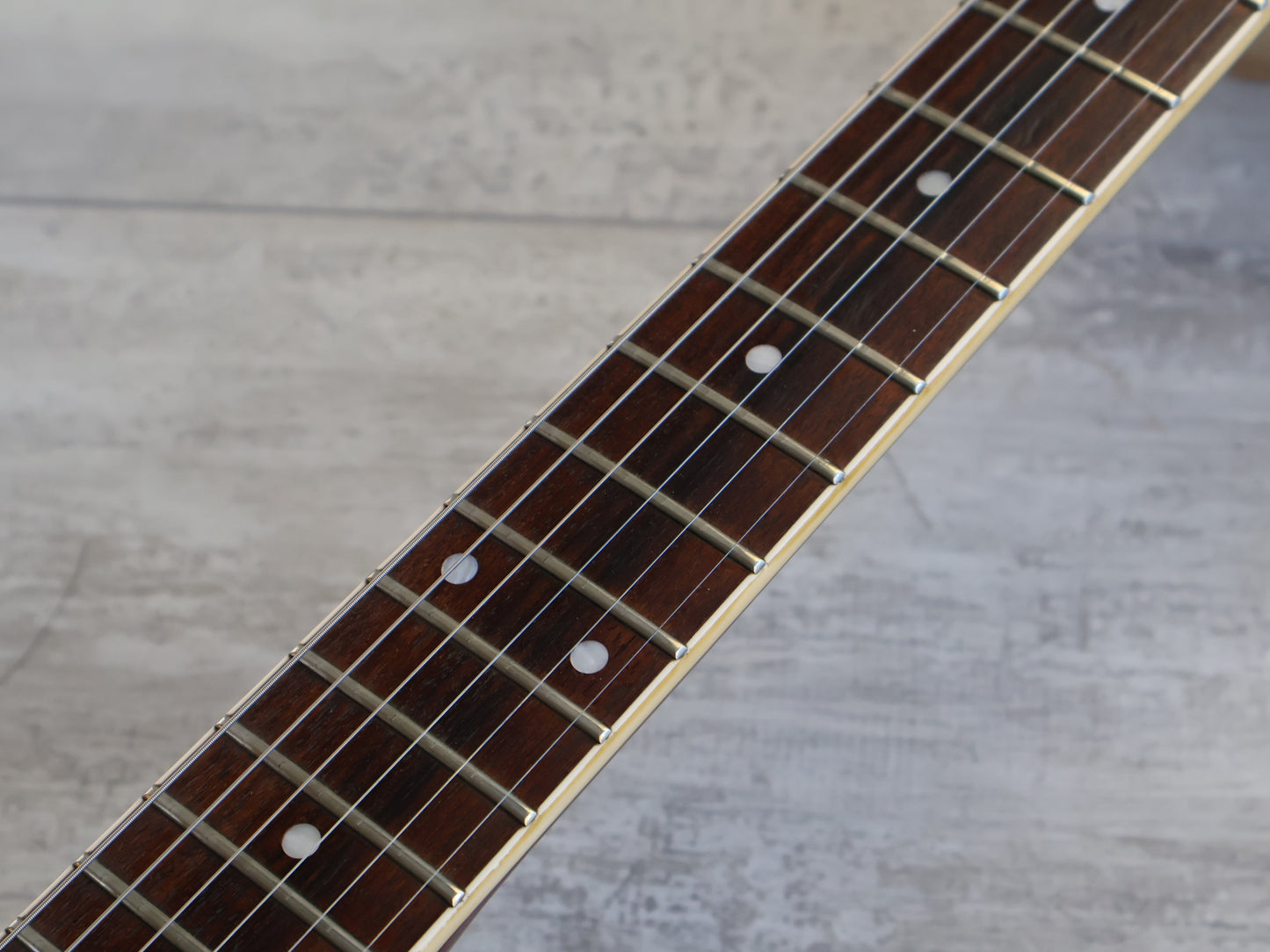 1982 Yamaha Japan SG-800S Double Cutaway (Cherry Sunburst)