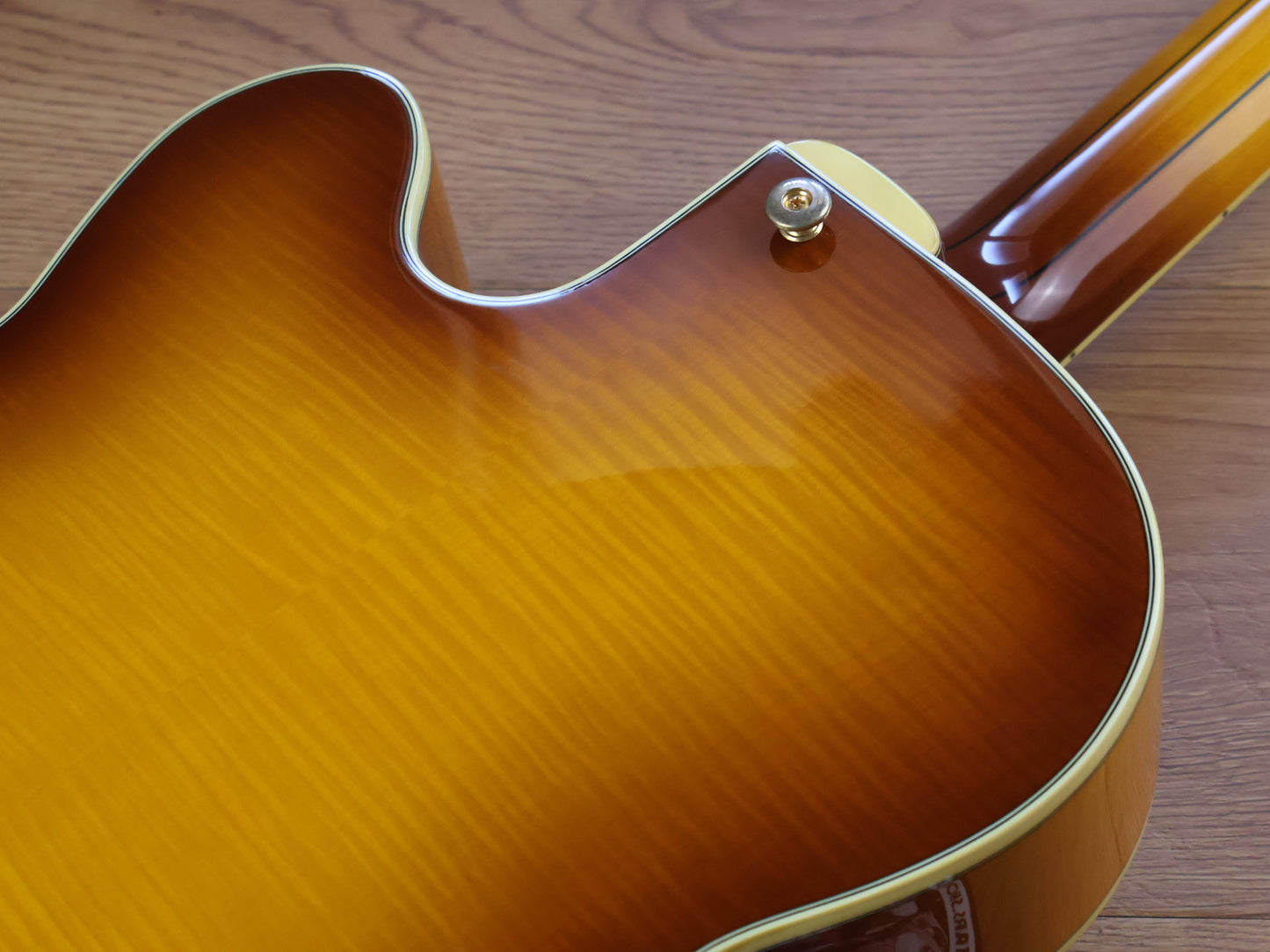 1992 Aria Pro II Custom Shop FA-01S Hollowbody Jazzbox (Heritage Sunburst)