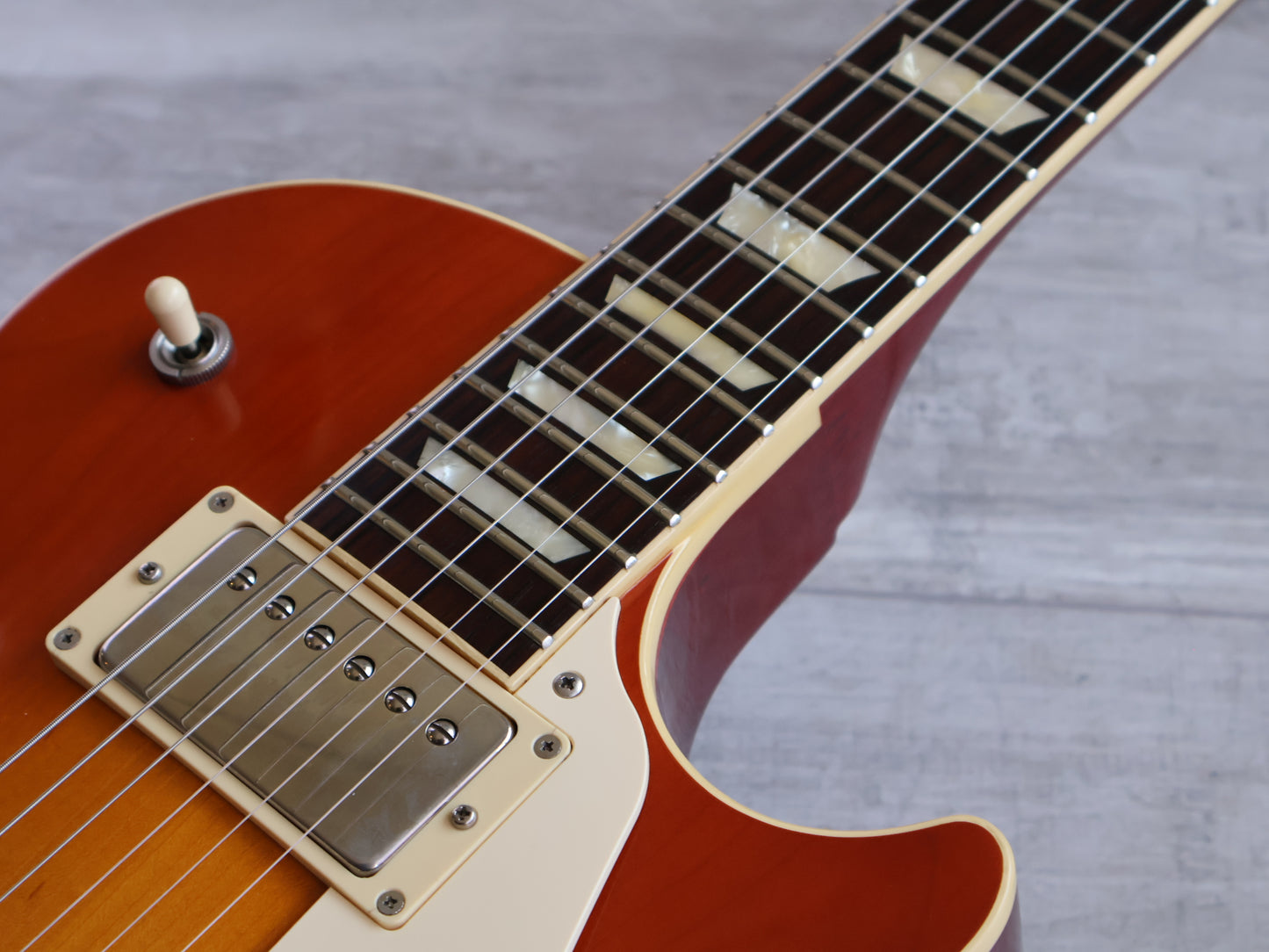 2016 FGN (Fujigen Japan) NLS-100 Neo Classic Les Paul Standard (Faded Cherry)