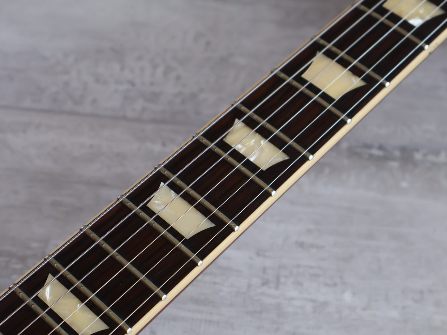 2016 FGN (Fujigen Japan) NLS-100 Neo Classic Les Paul Standard (Faded Cherry)