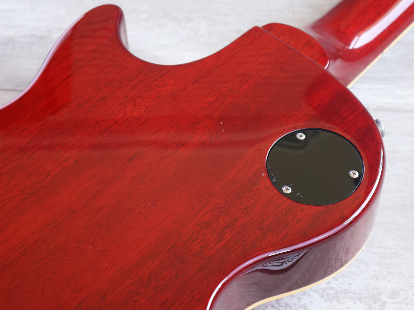 2016 FGN (Fujigen Japan) NLS-100 Neo Classic Les Paul Standard (Faded Cherry)