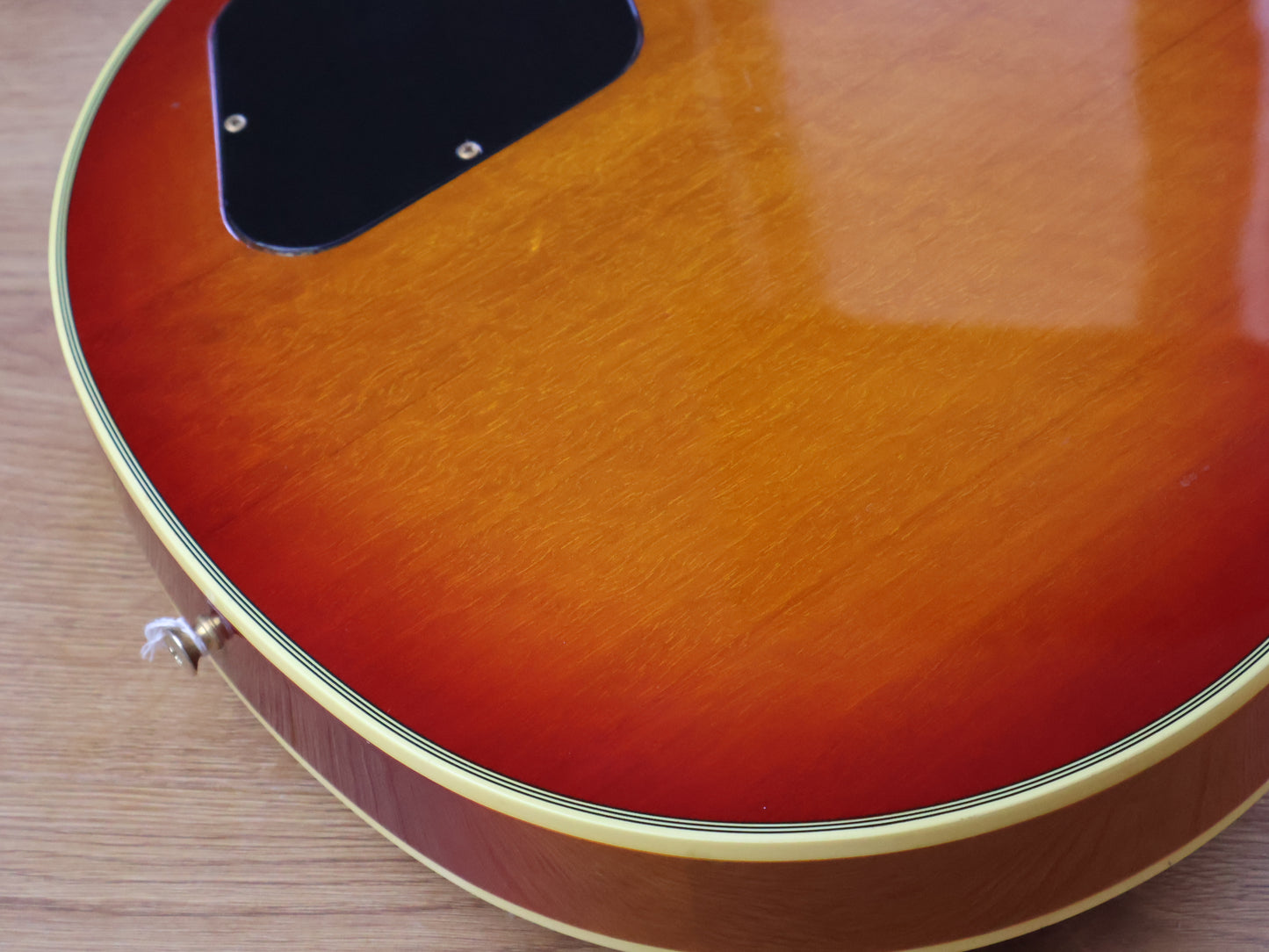 1982 Greco Japan EGC68-50 '68 Reissue Les Paul Custom (Cherry Sunburst)