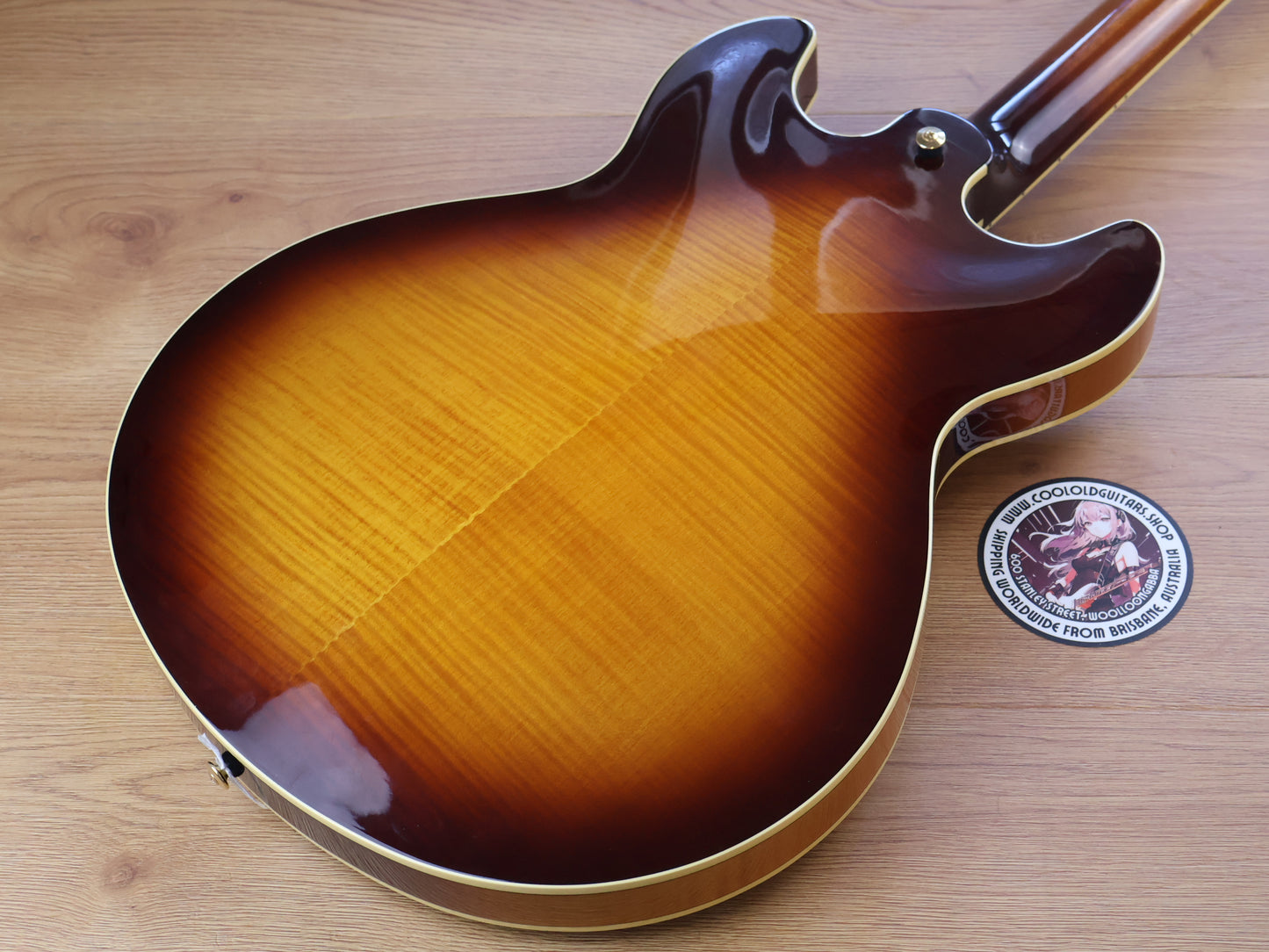 Yamaha Japan SA2200 Semi Hollowbody (Sunburst)