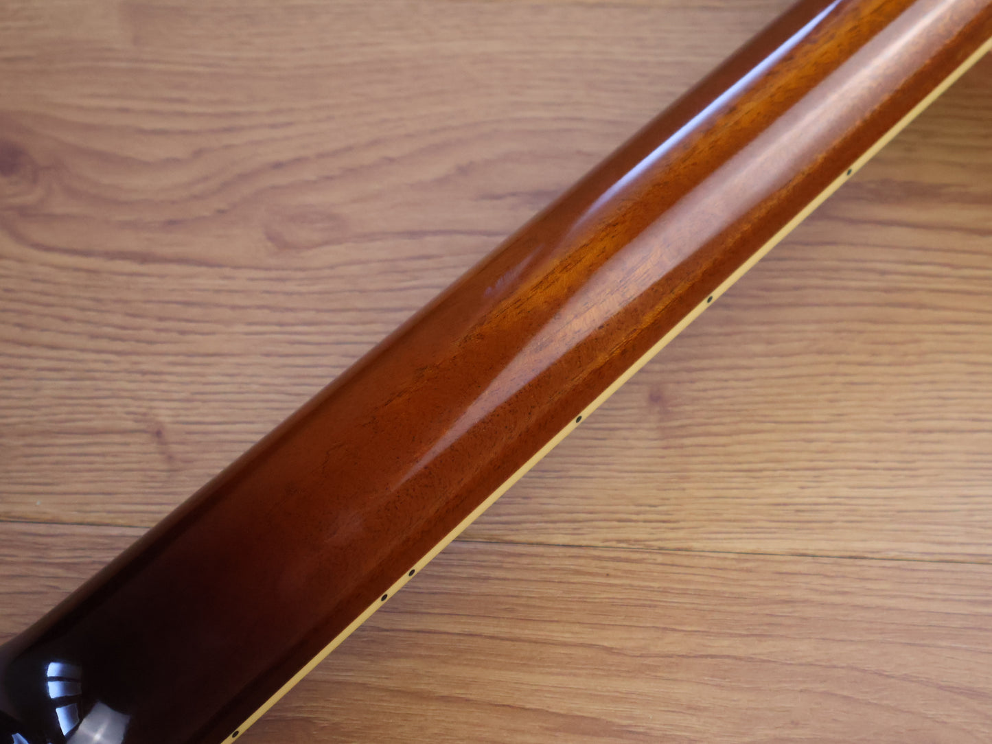 Yamaha Japan SA2200 Semi Hollowbody (Sunburst)