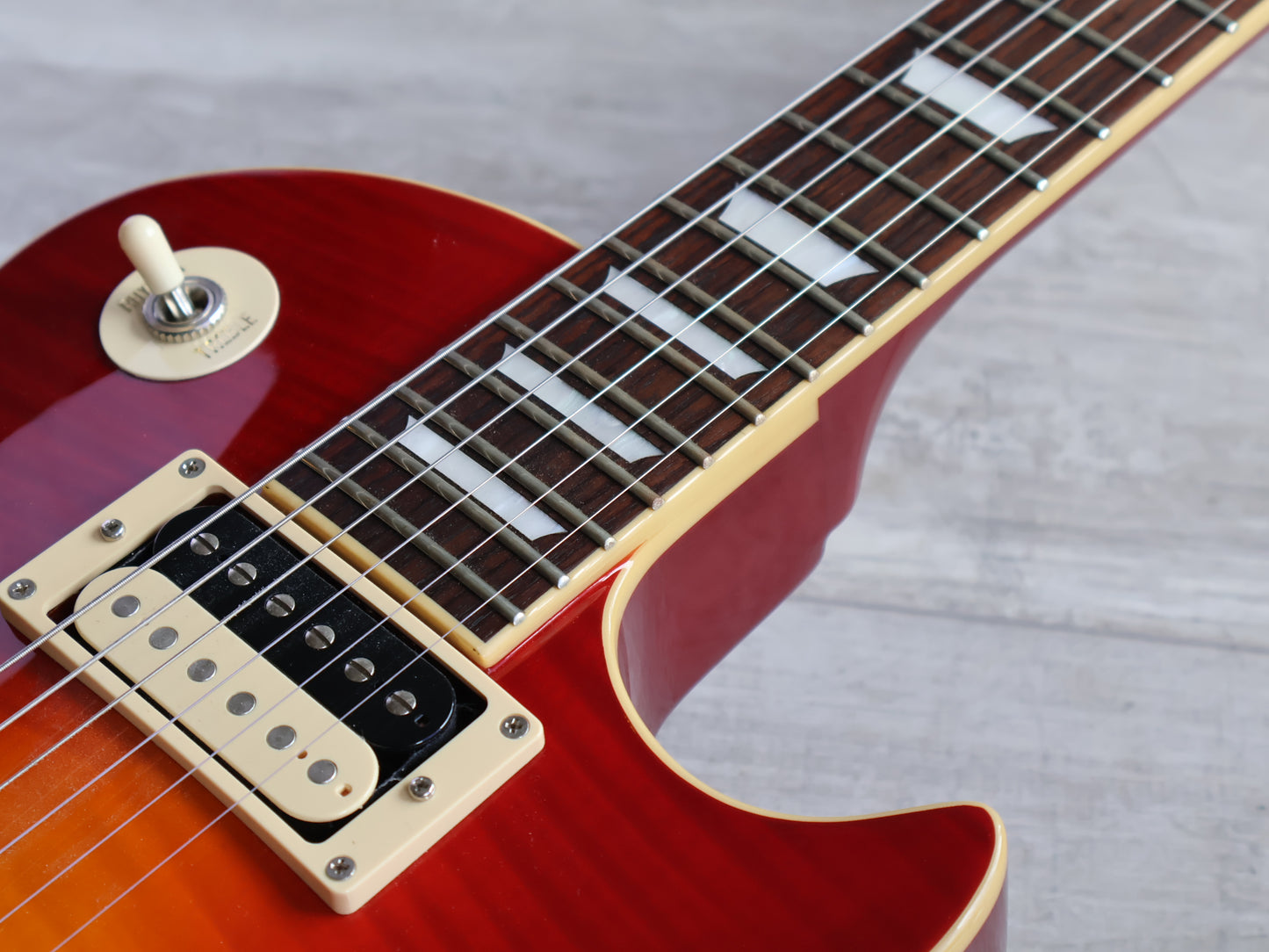 2017 Edwards Japan (by ESP) E-LPS Les Paul Standard (Cherry Sunburst)