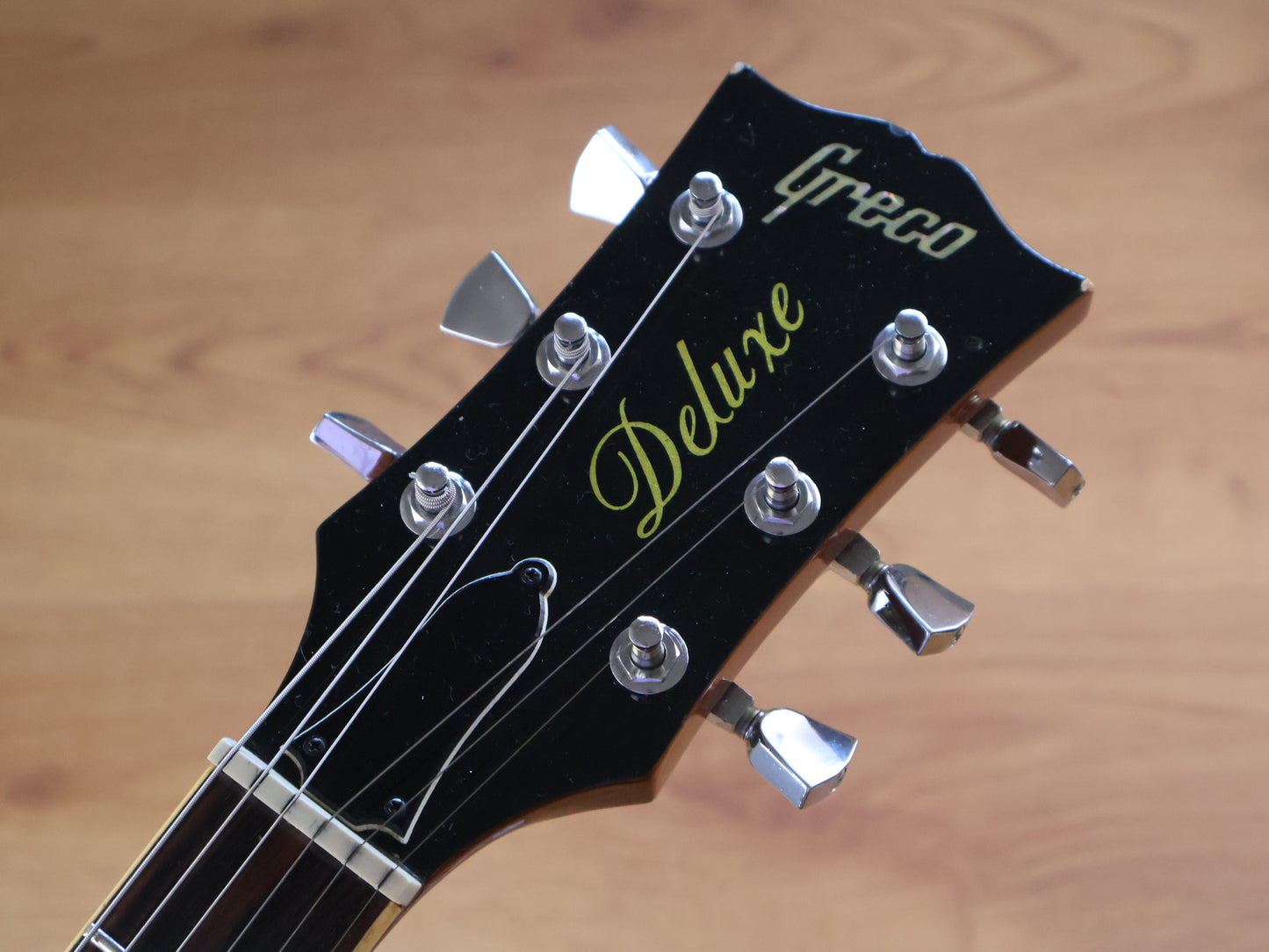 1975 Greco Japan EG-550GS Les Paul Deluxe (Goldtop)