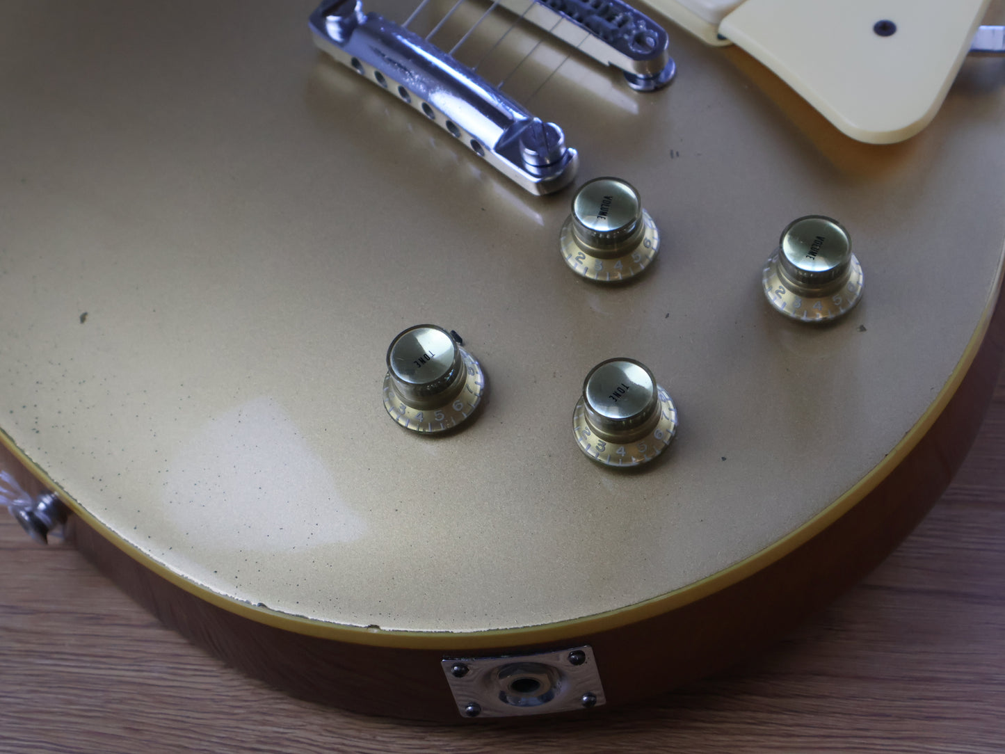 1975 Greco Japan EG-550GS Les Paul Deluxe (Goldtop)
