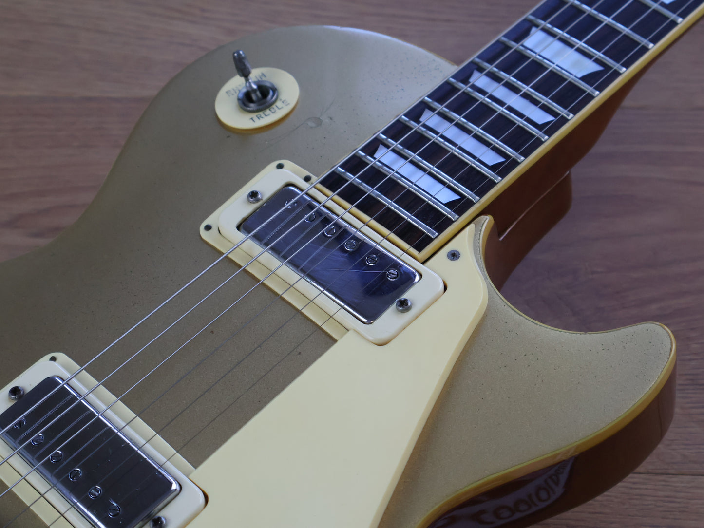 1975 Greco Japan EG-550GS Les Paul Deluxe (Goldtop)