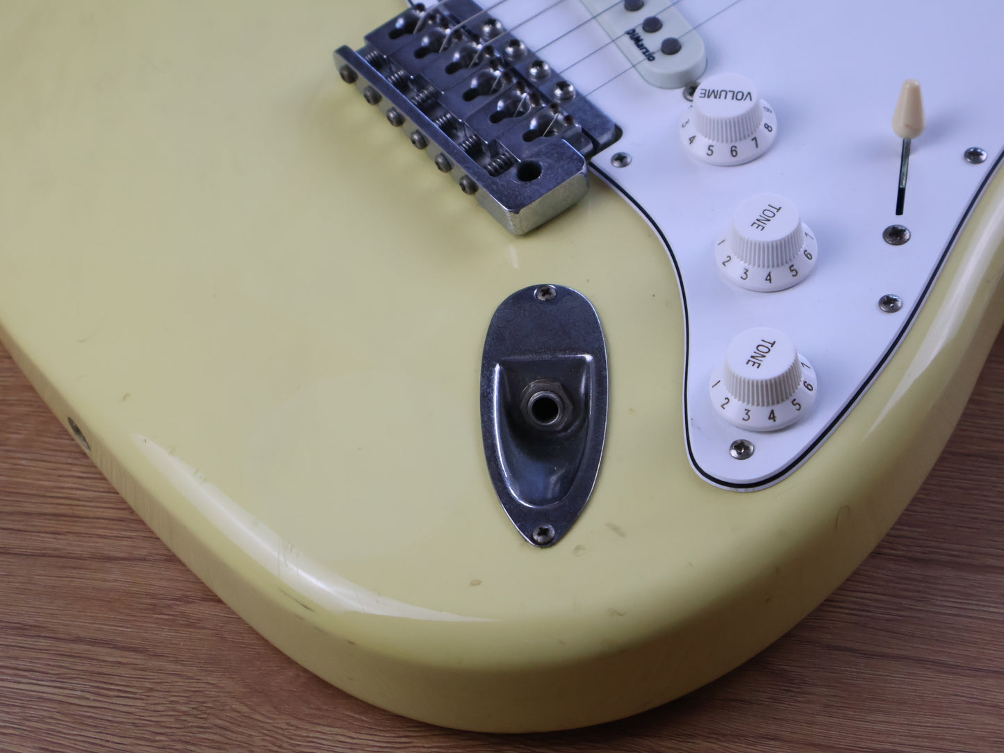 1989 Fender Japan ST72-65 '72 Reissue Scalloped Stratocaster w/Dimarzio's (White)