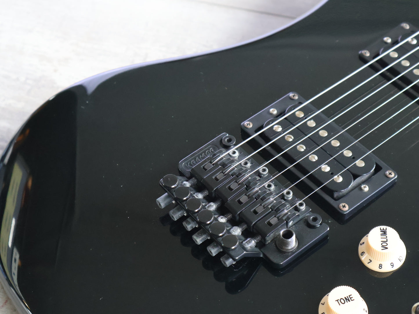 Kramer Pacer Classic w/Stainless Steel Frets (Black)