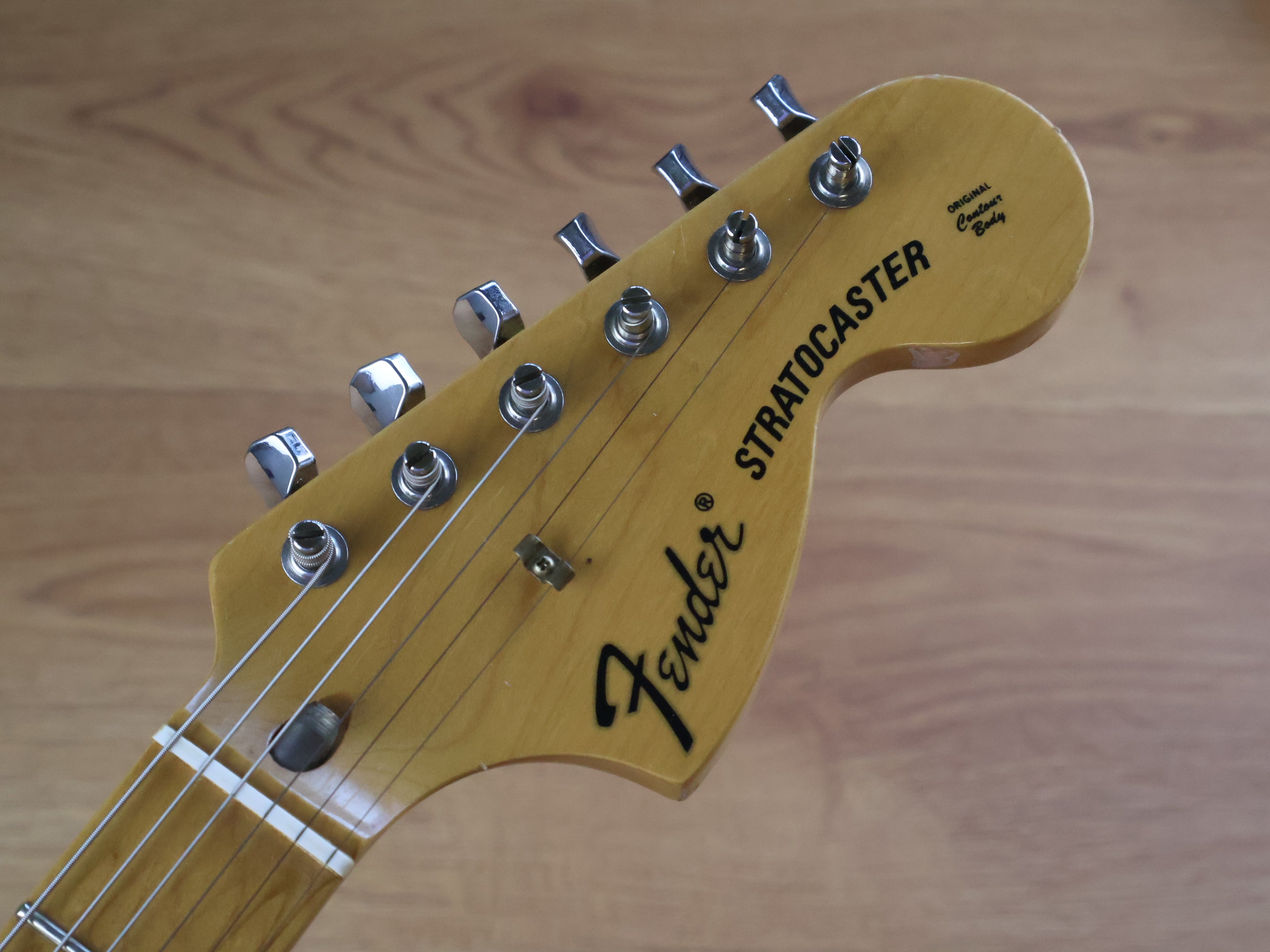 FENDER JAPAN ST71-85TX　2002 NAT 2002 Fender Japan ST71-85TX '71 Reissue Stratocaster (Natural