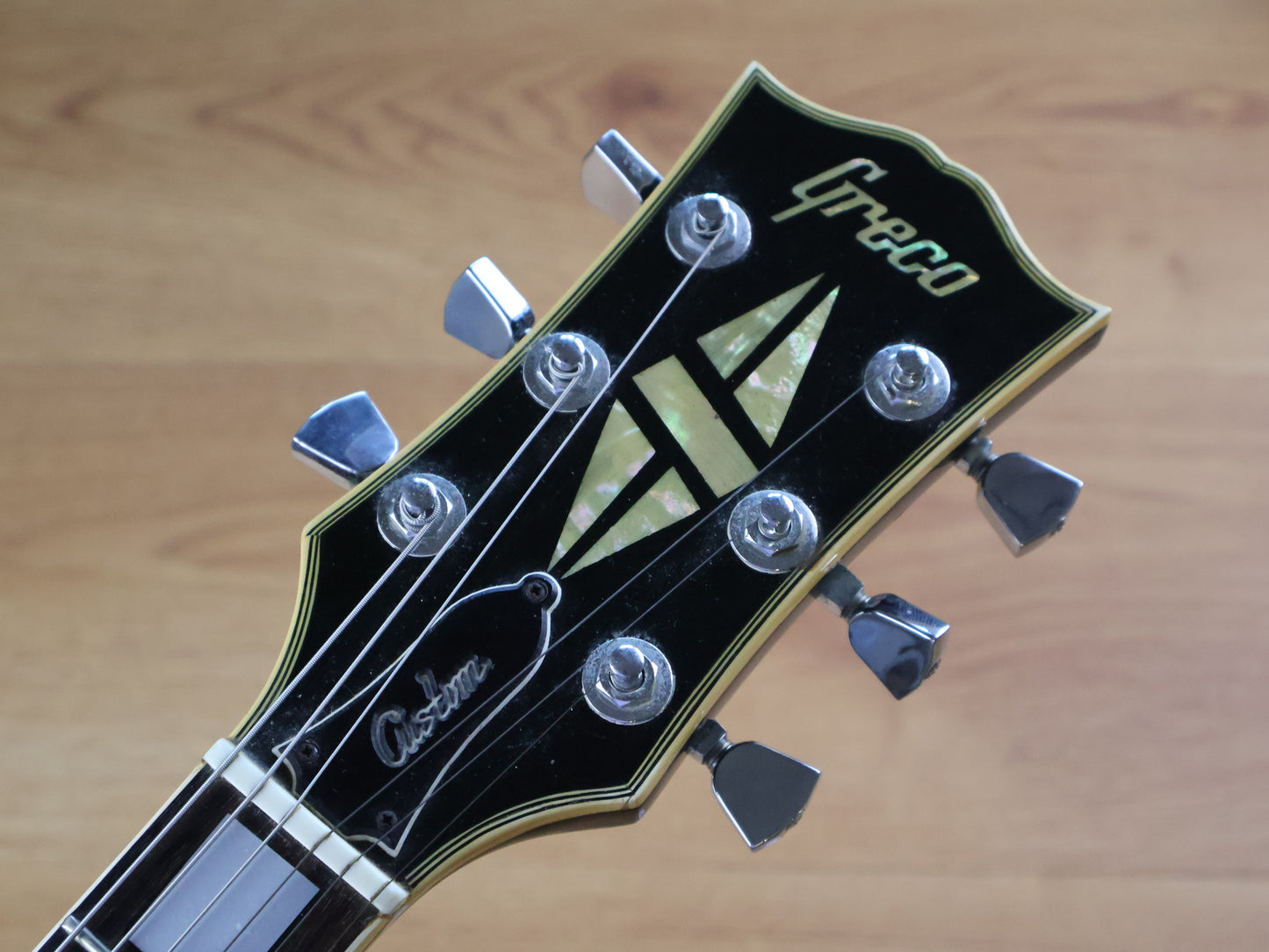 1975 Greco EG-480B Les Paul (Black)