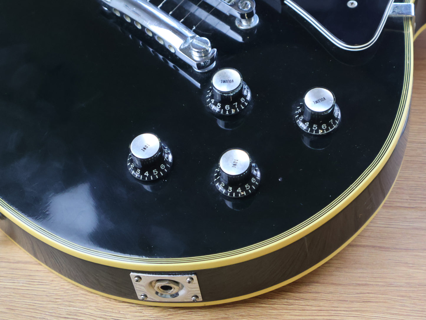 1975 Greco EG-480B Les Paul (Black)