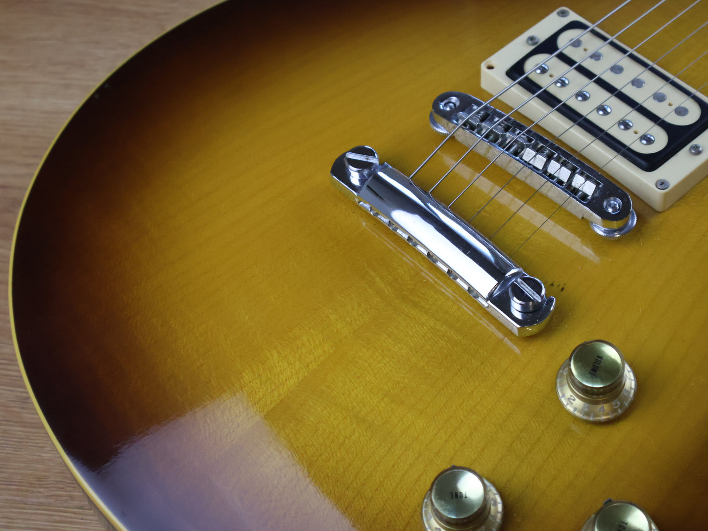 1977 Greco Japan EG-450 Les Paul Standard (Brown Sunburst)